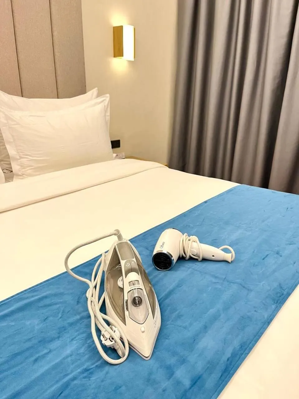 Bedroom, Bed in Bravo Tanauan Hotel