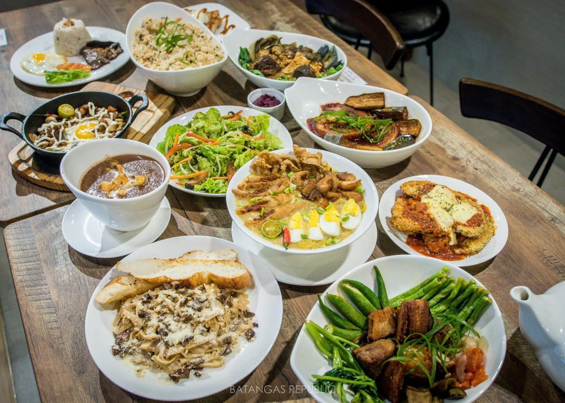 Food close-up in Bravo Tanauan Hotel