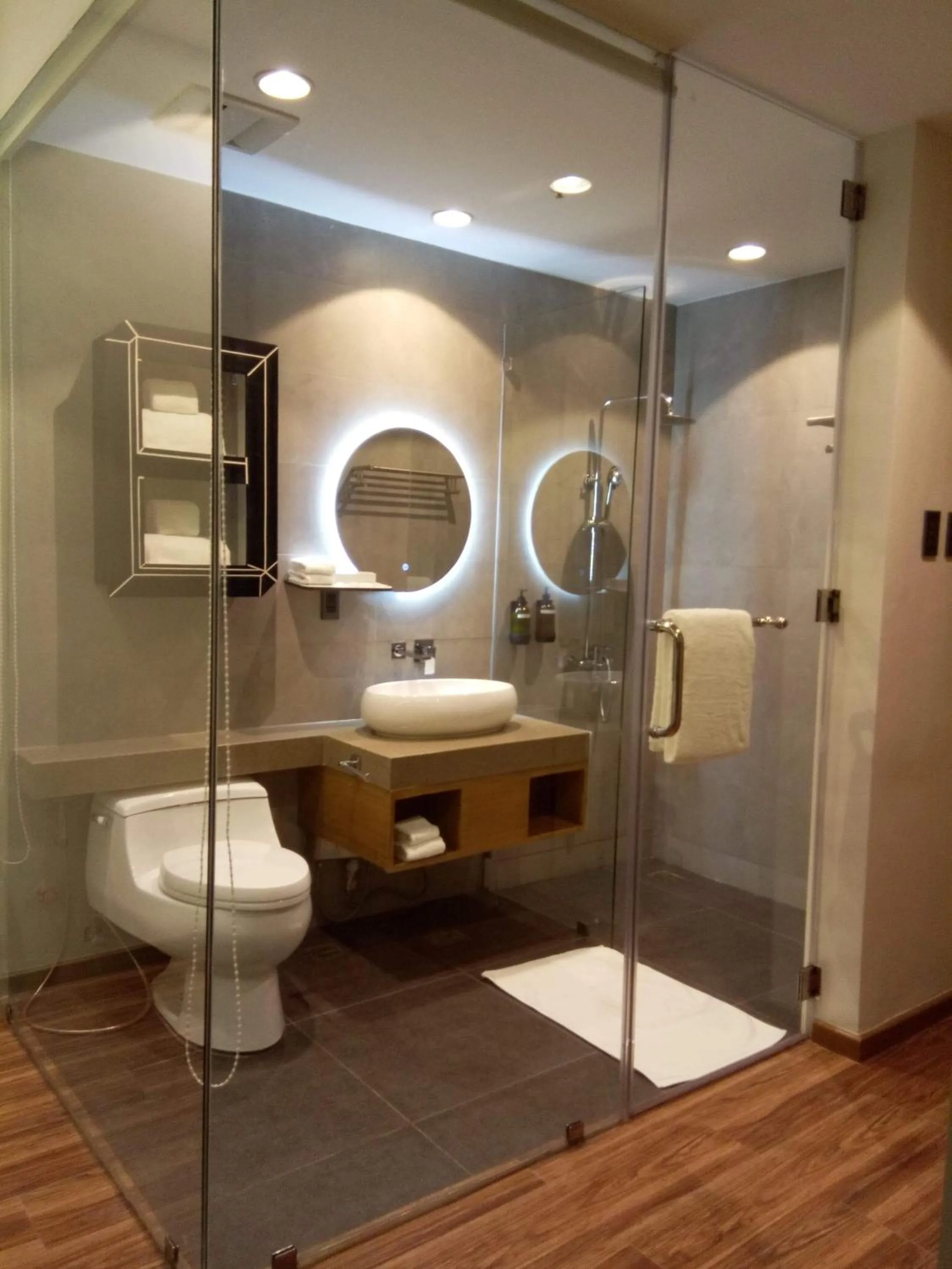 Shower in Bravo Tanauan Hotel