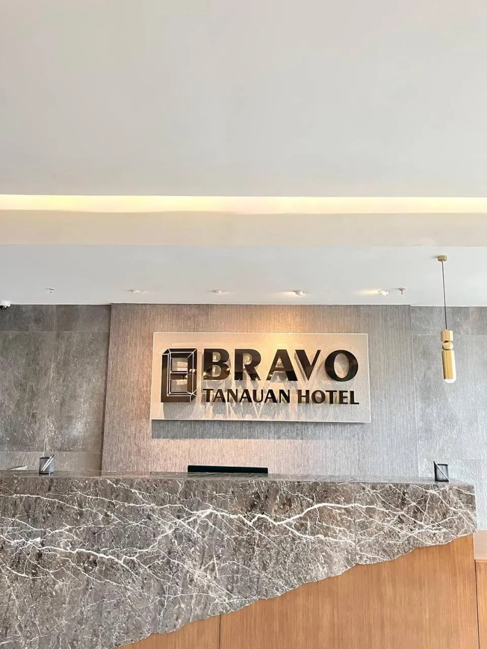 Lobby or reception in Bravo Tanauan Hotel