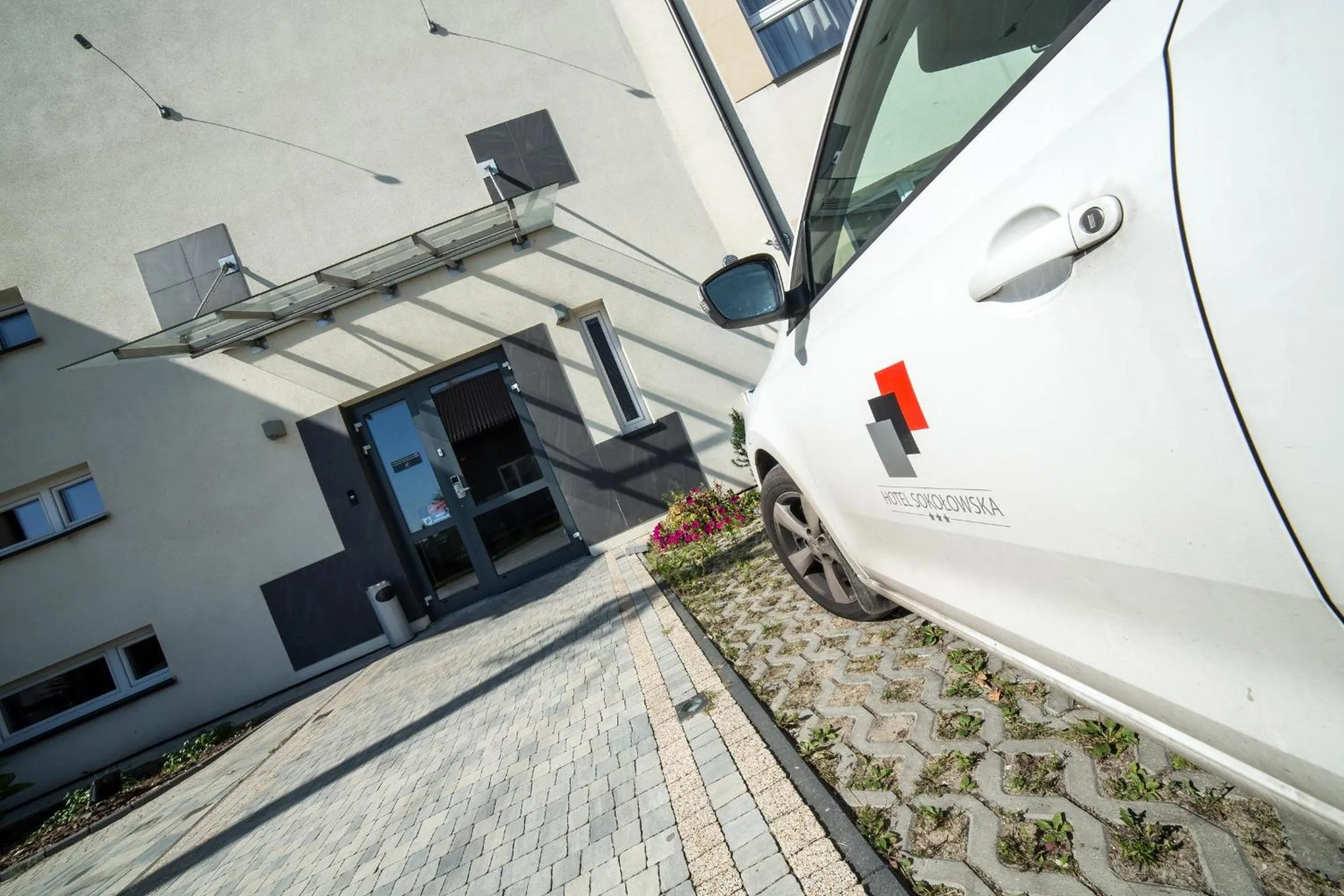 Facade/entrance in Hotel Sokołowska Airport Modlin