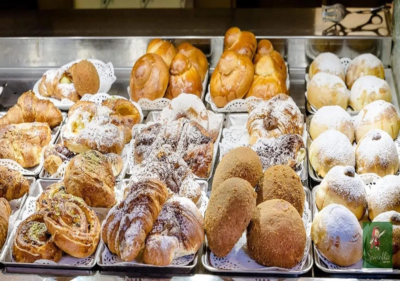 Breakfast in Bed&Breakfast Villa Bellini