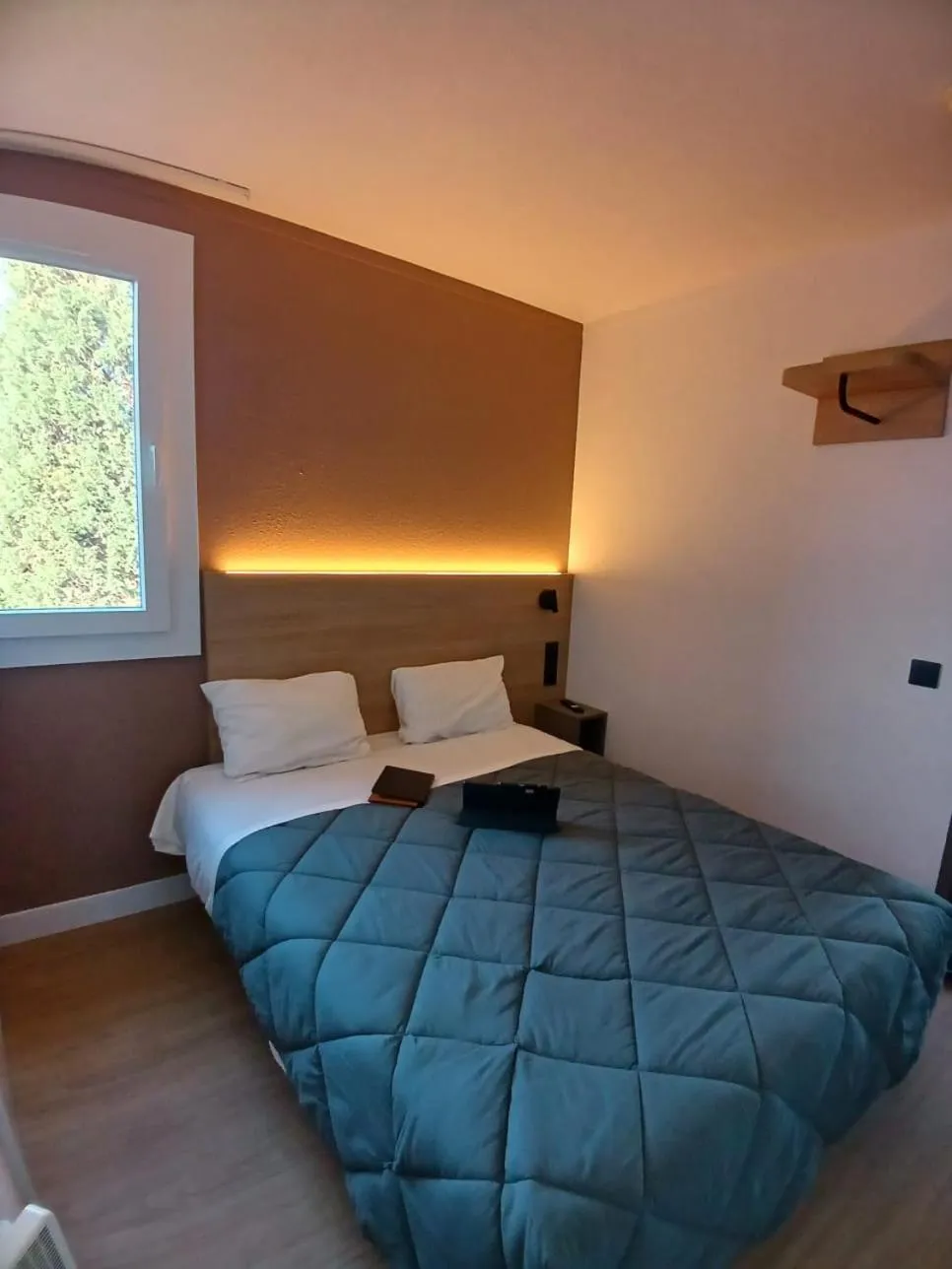 Bed in Premiere Classe Dunkerque Est Armbouts Cappel