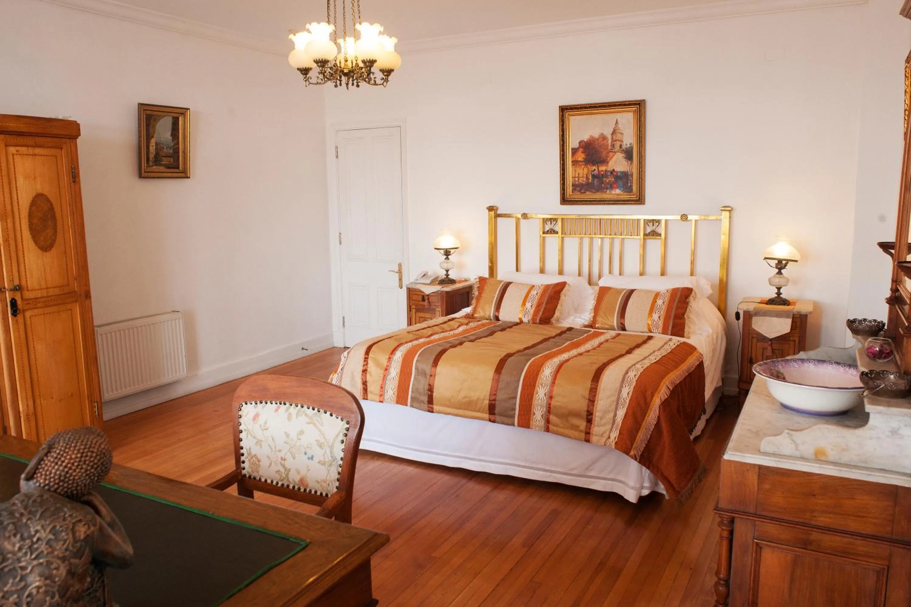 Photo of the whole room, Bed in Hotel Casa Somerscales