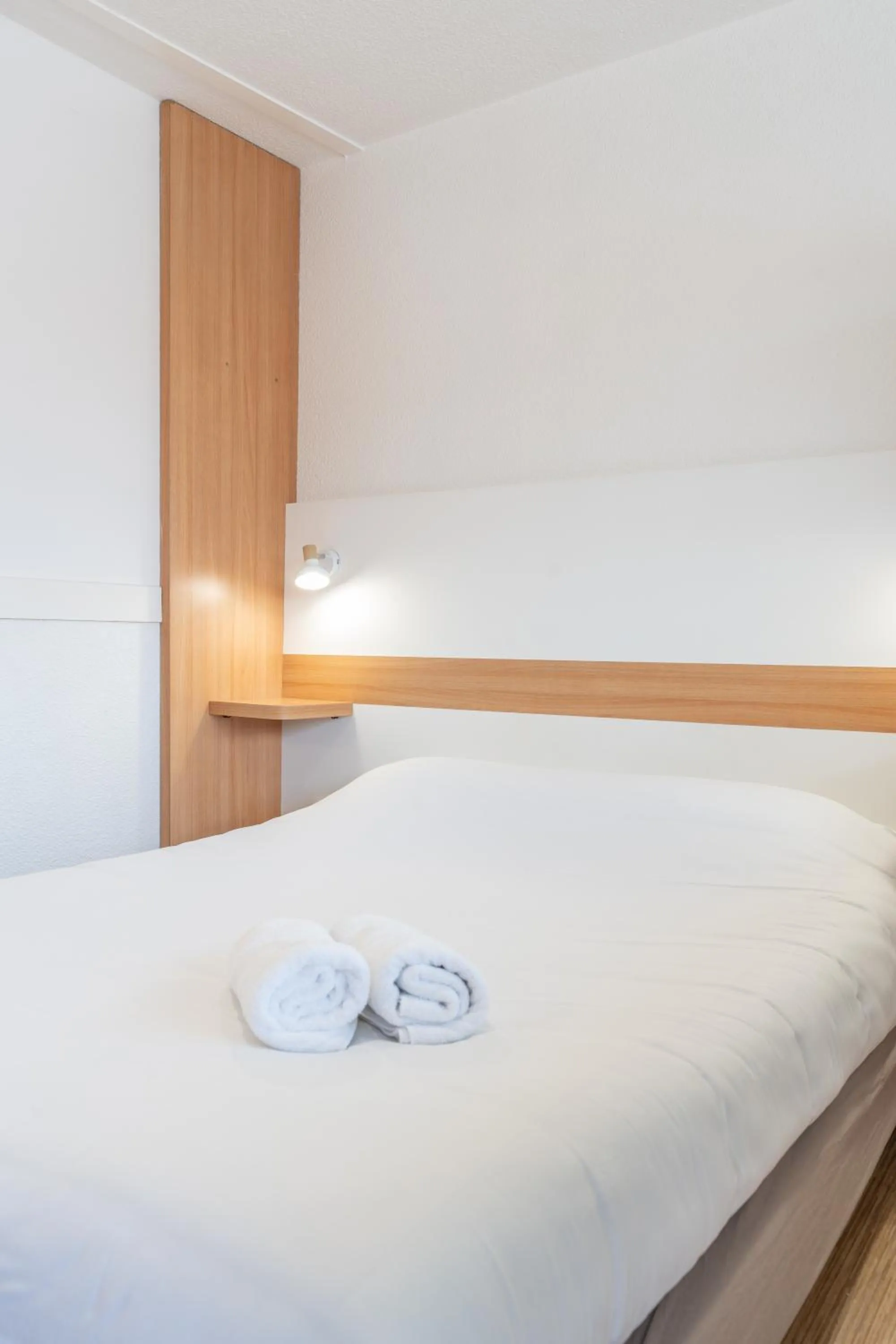 Bed in Kyriad Direct Bordeaux Sud Cestas