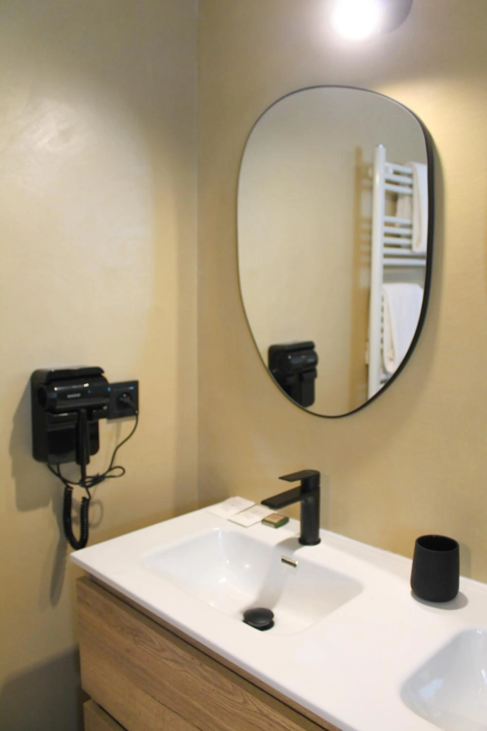 Bathroom in Hotel Edouard VII