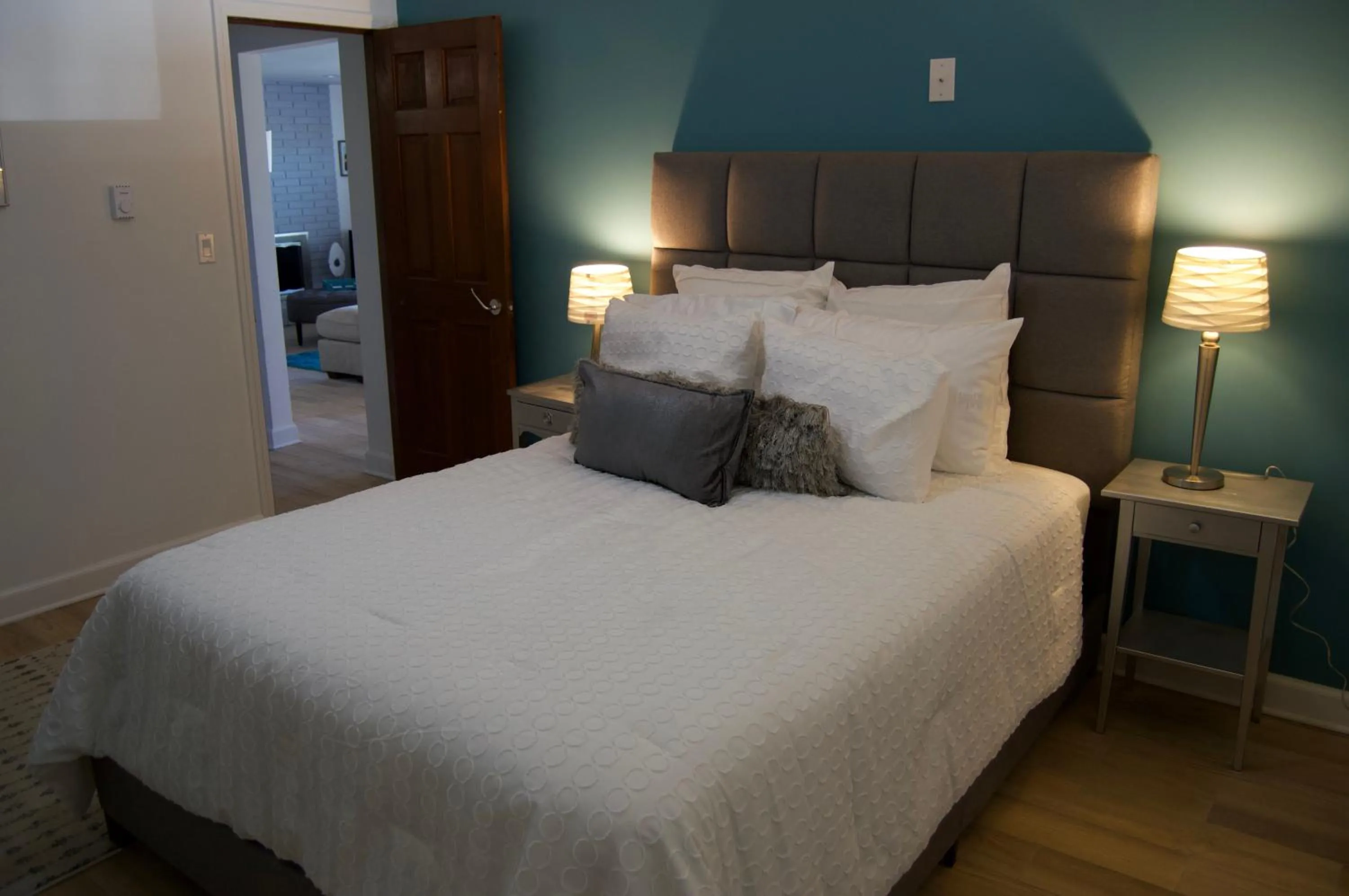 Bed in Water View Home