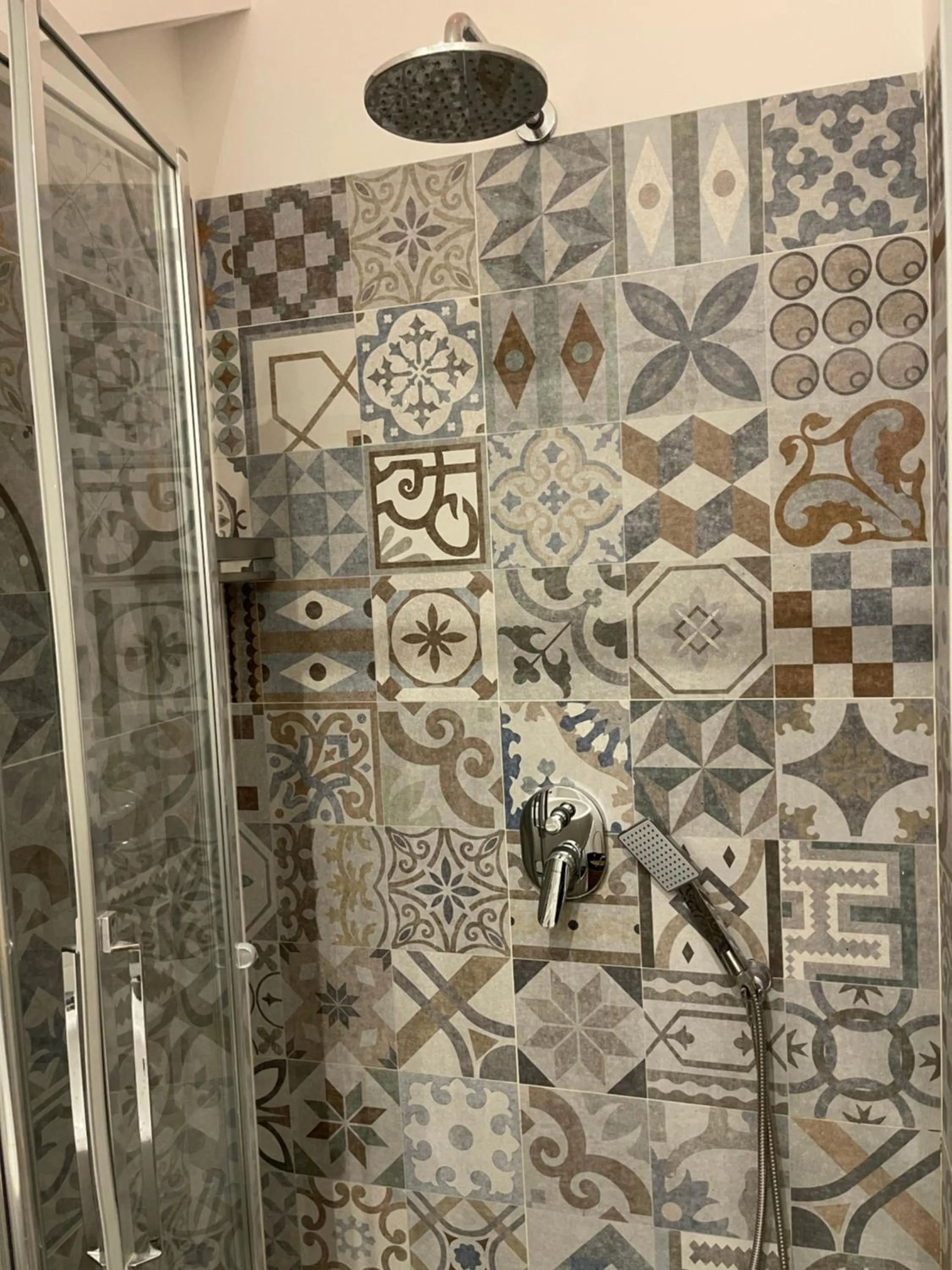 Shower in Dimora Bellini