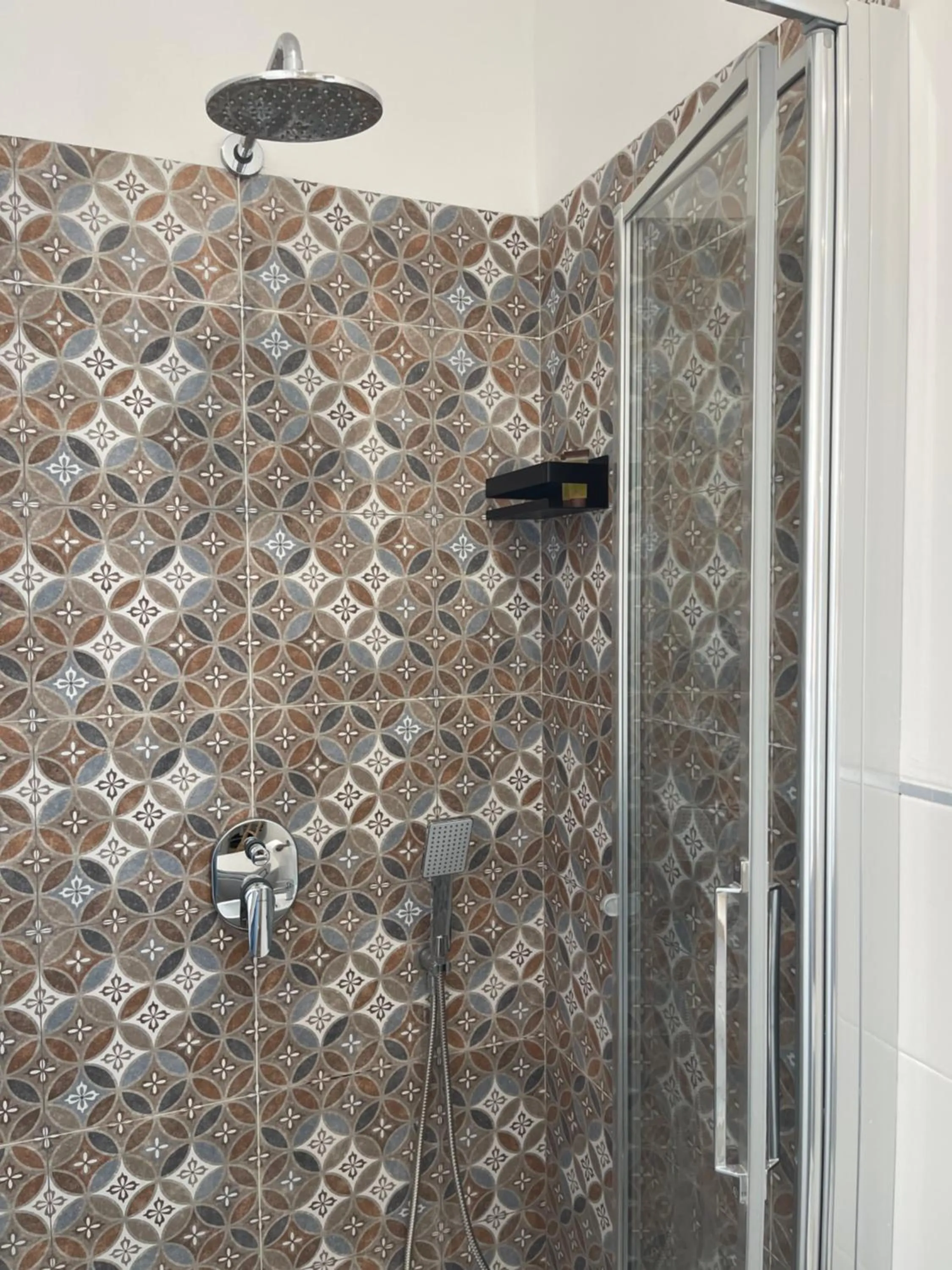 Shower in Dimora Bellini