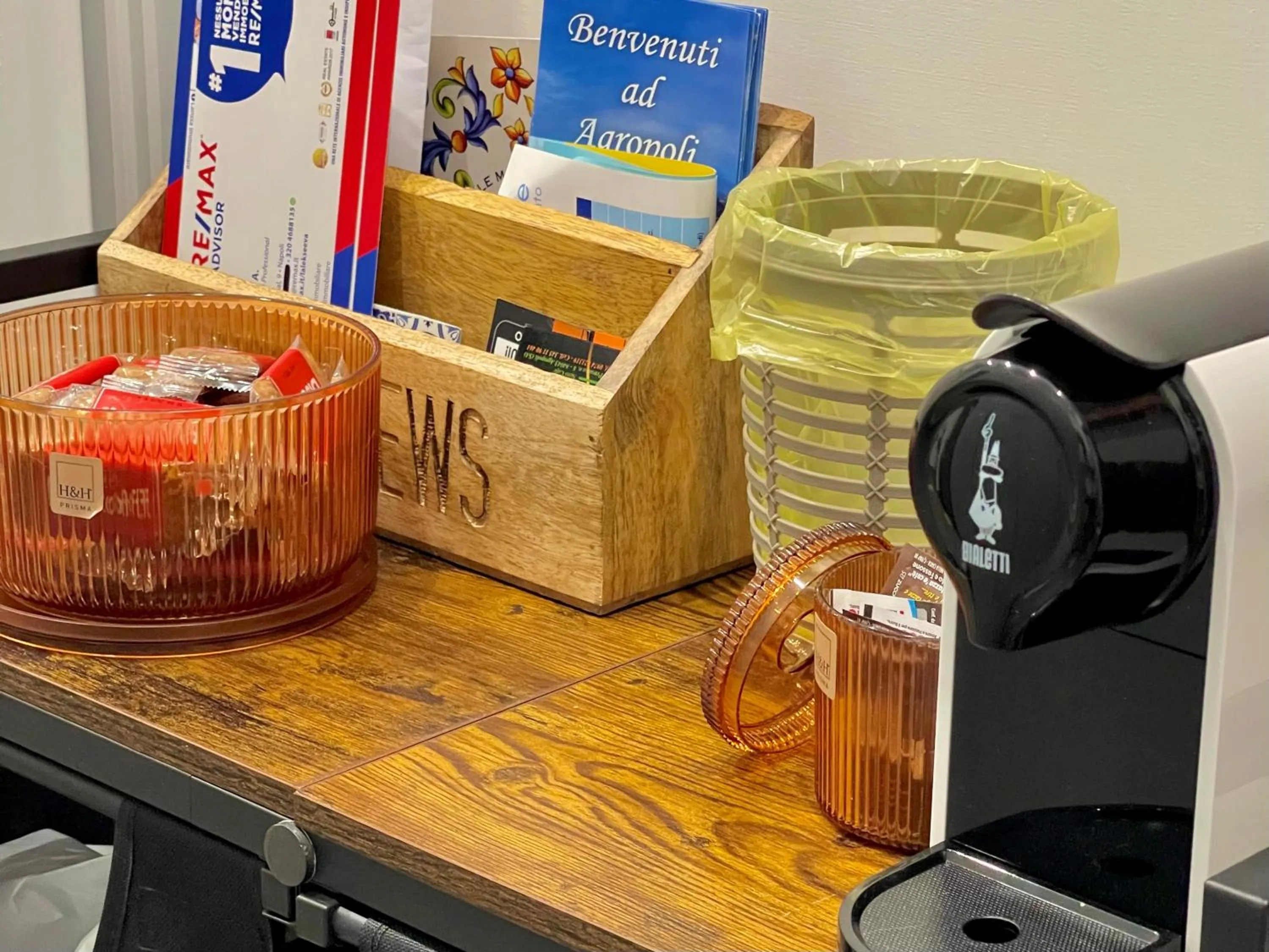 Coffee/tea facilities in Dimora Bellini