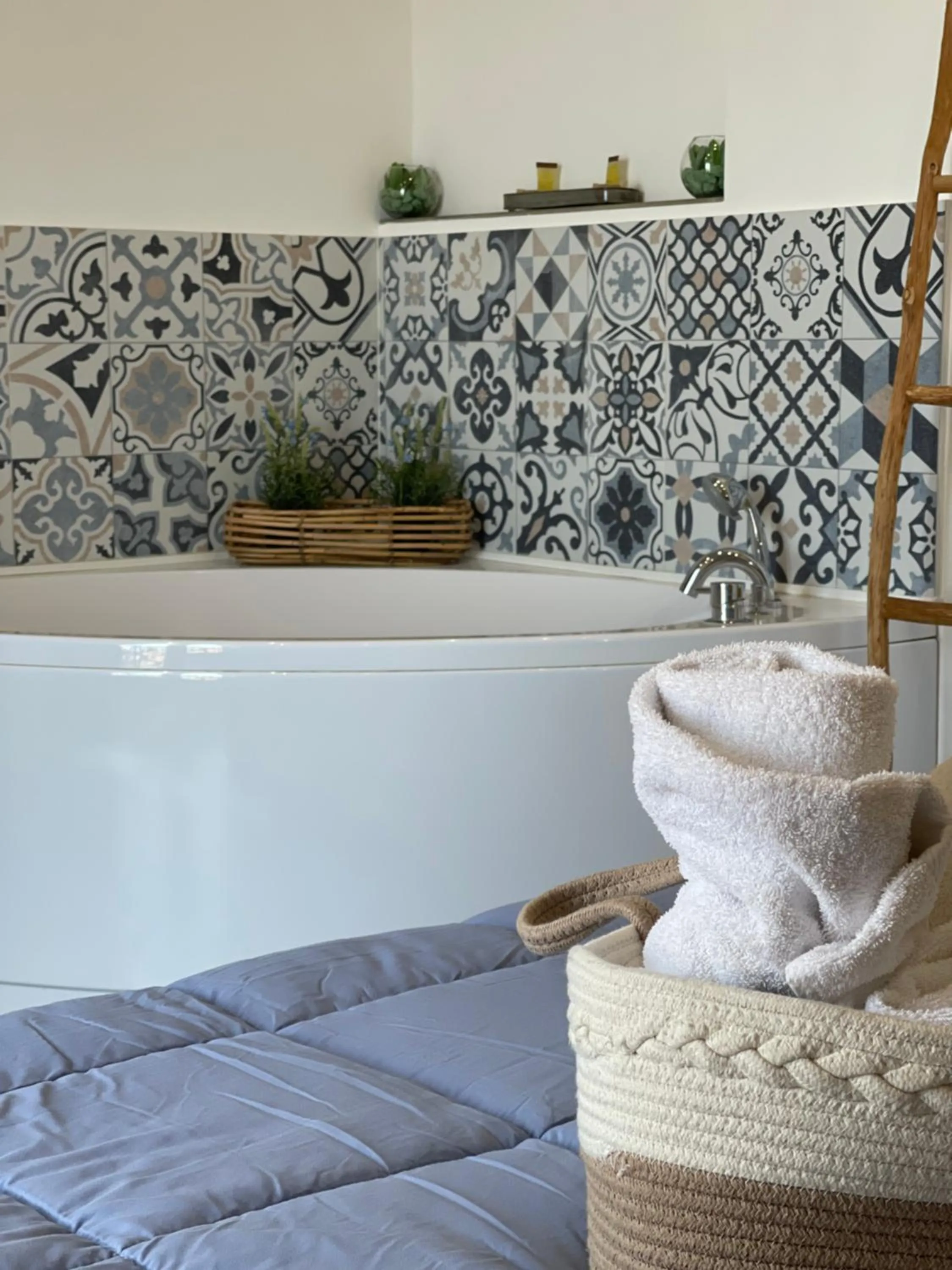 Hot Tub in Dimora Bellini