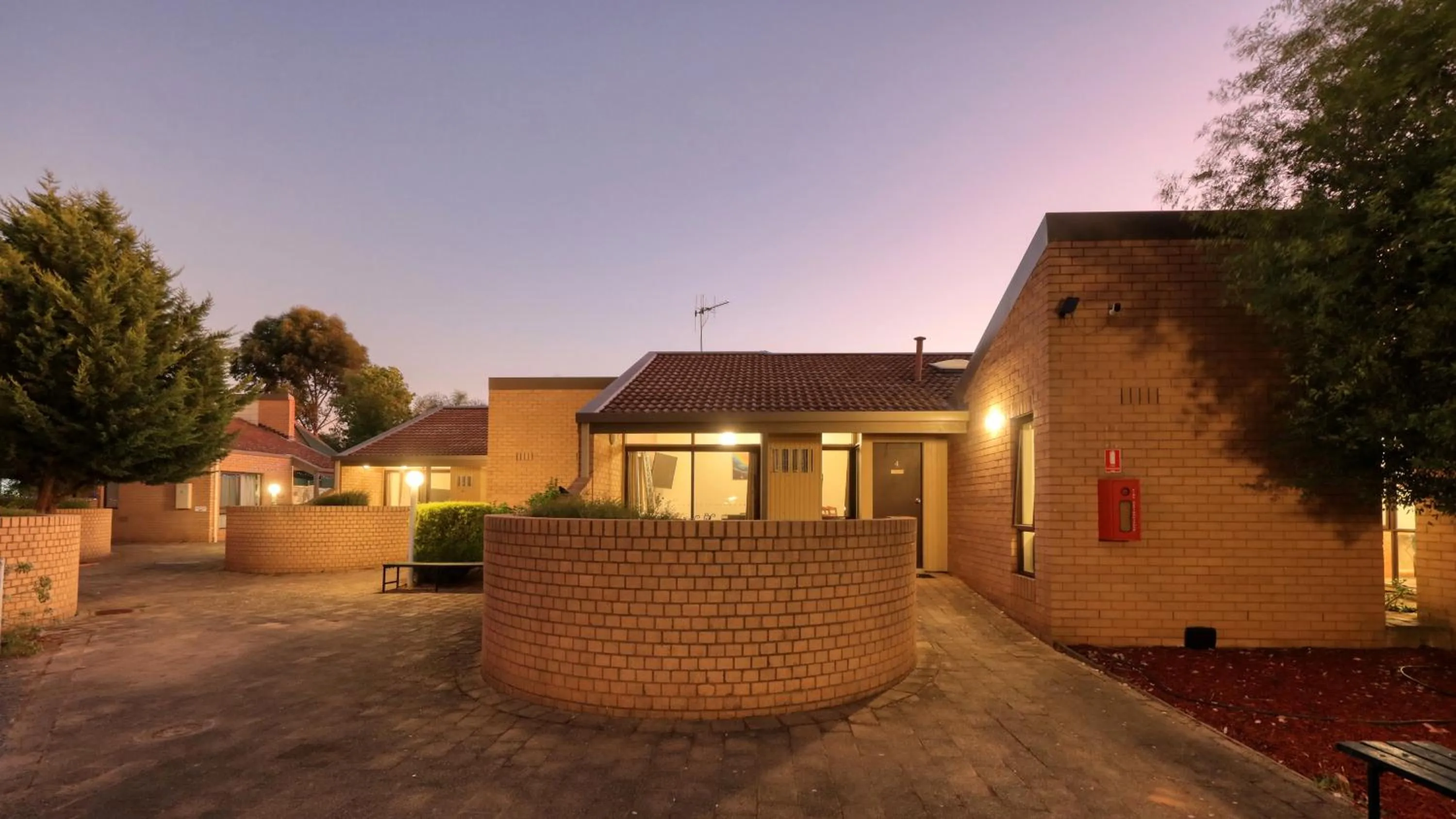 Property building in Executive Hideaway