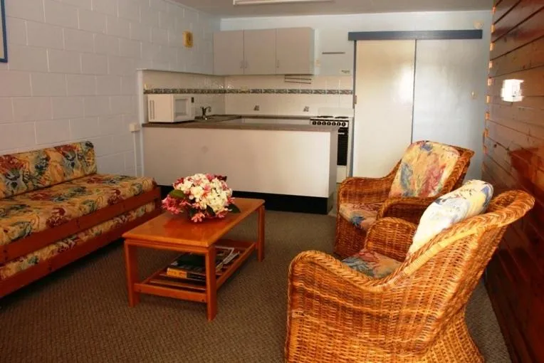 Sky View Units Bowen