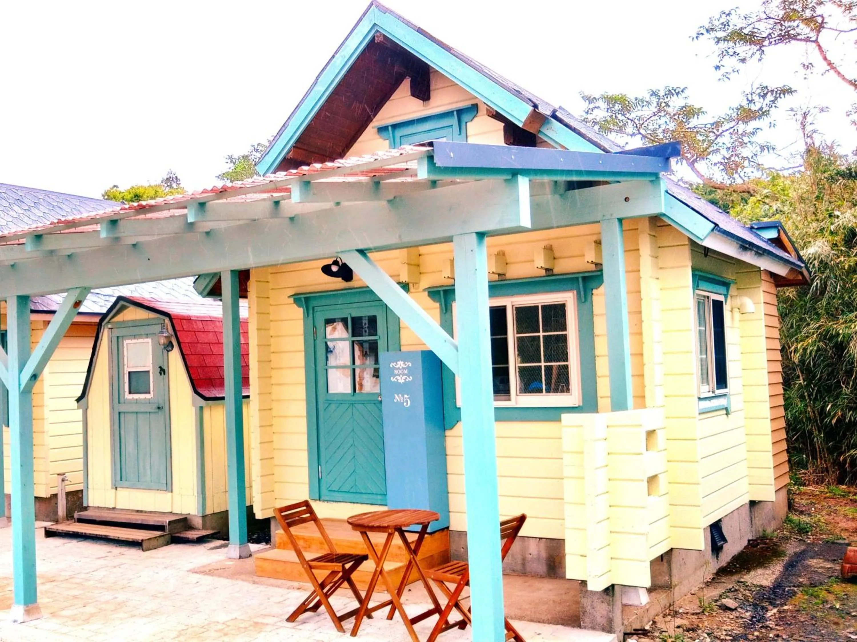 Property building in Cottage Morinokokage