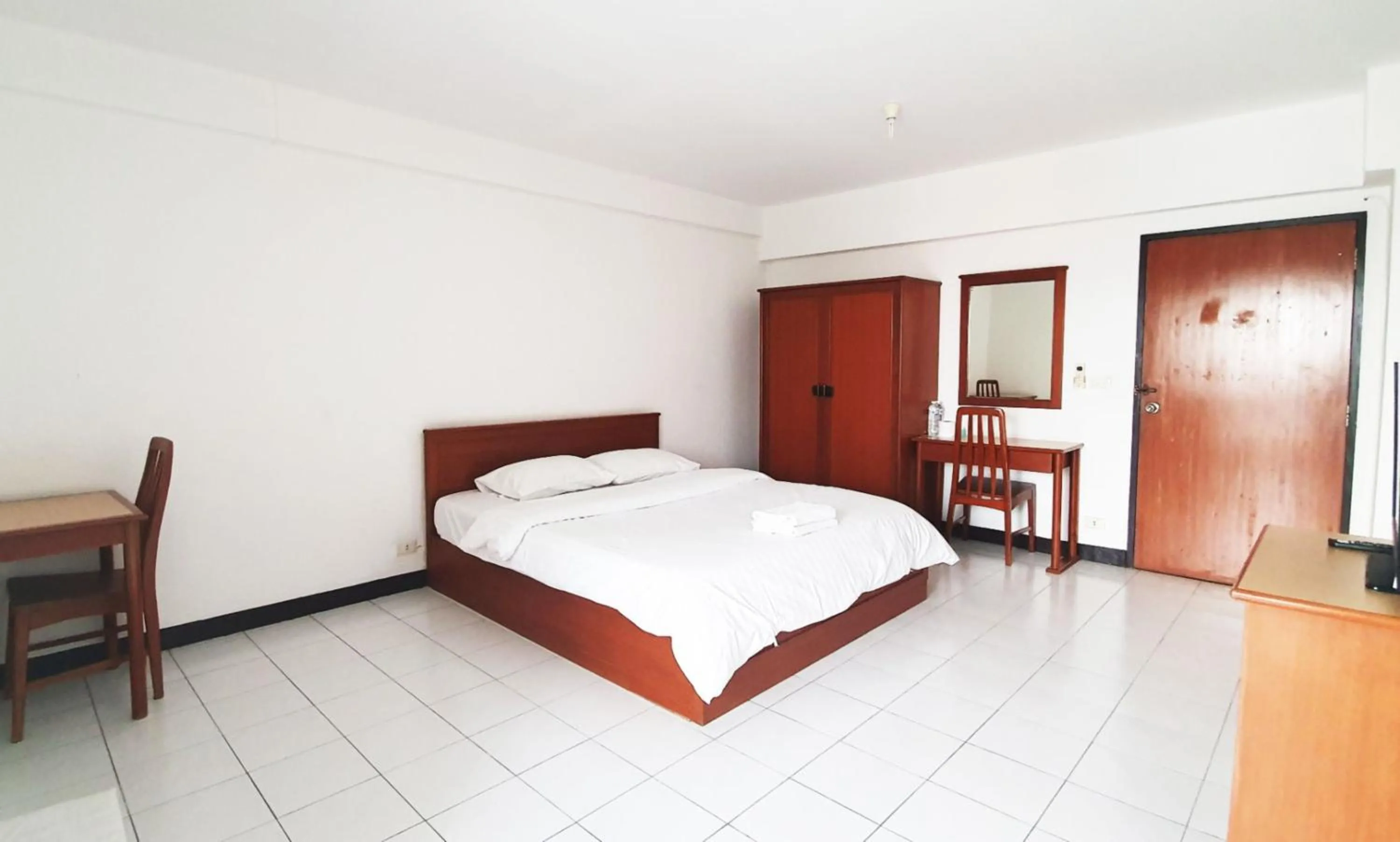 Photo of the whole room in Next Bird Suite SHA