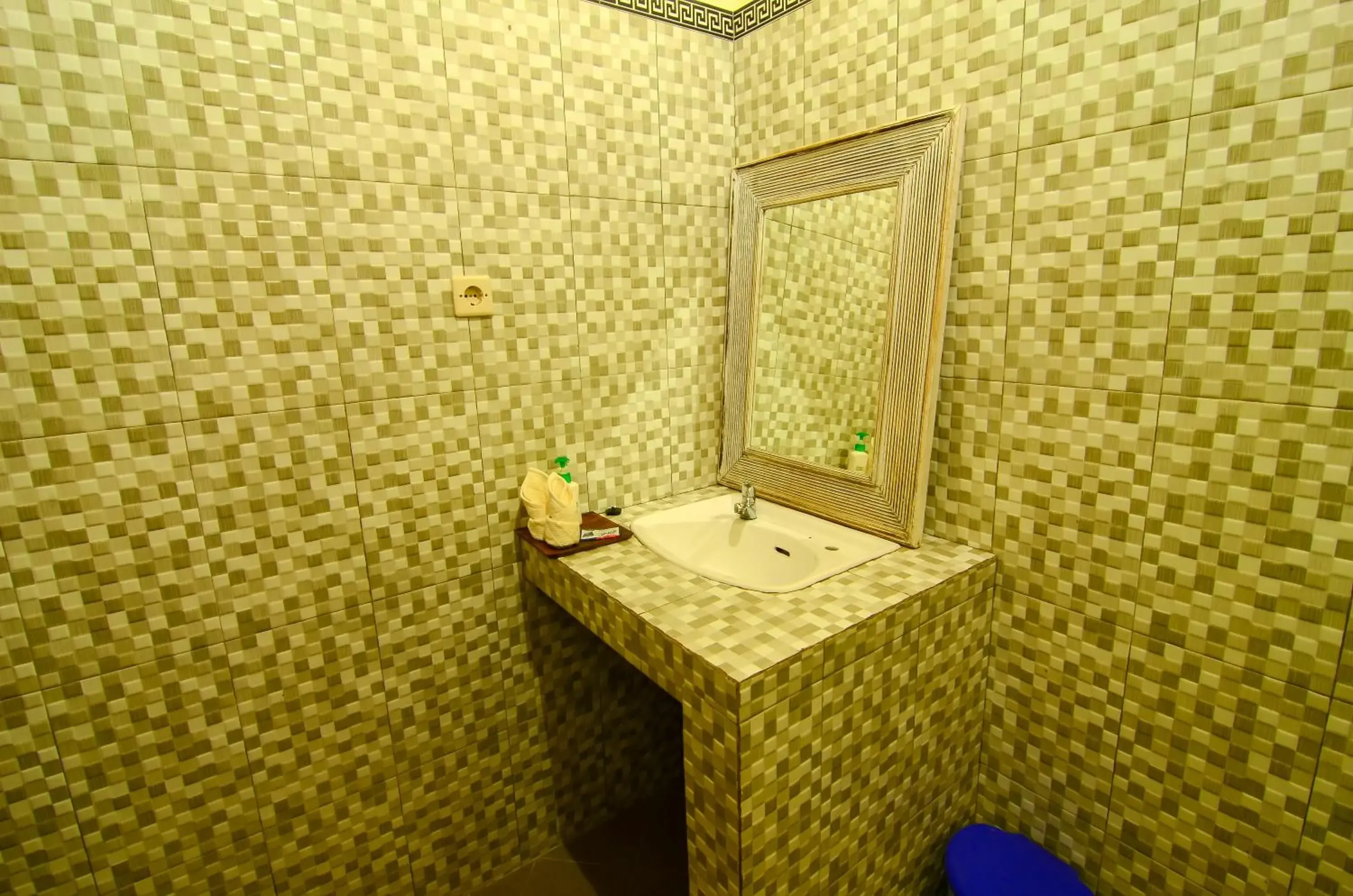 Double Room in Mapa Lake View Bungalow Double Room in Mapa Lake View Bungalow