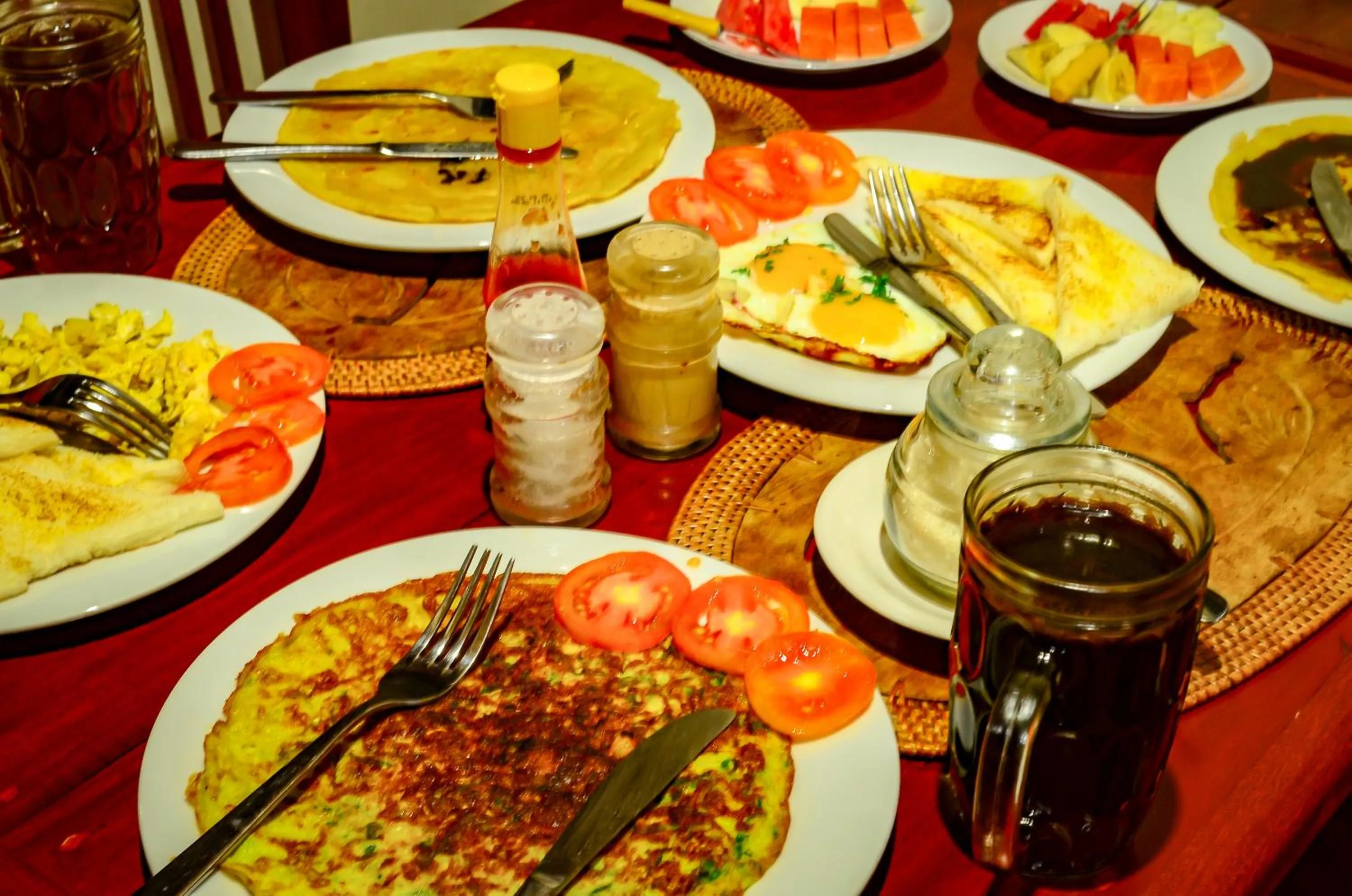 Breakfast in Mapa Lake View Bungalow