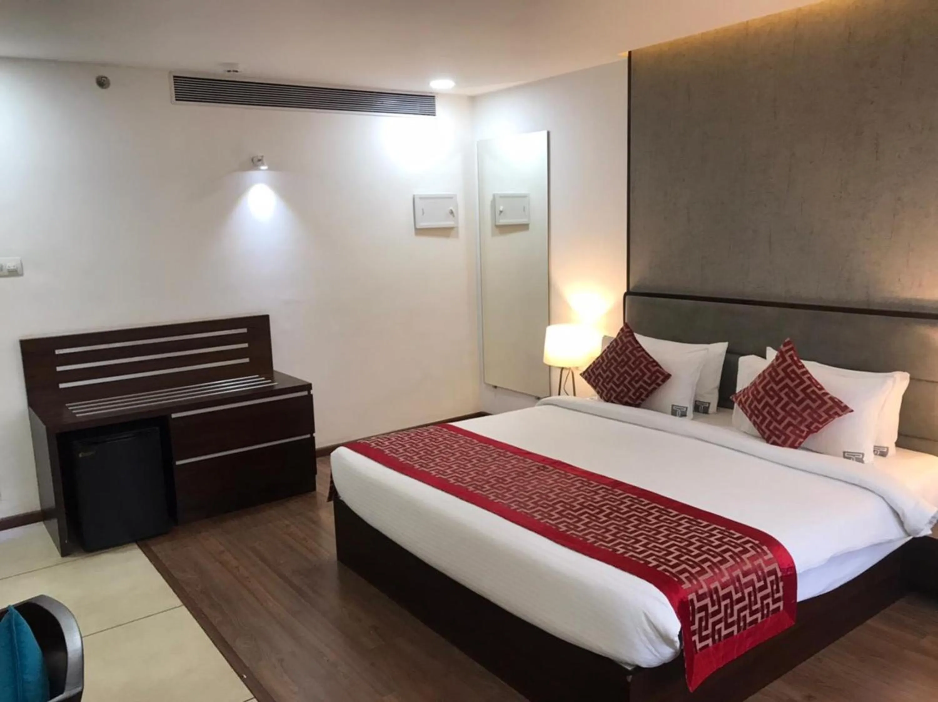 Bed in The Terrace by Ladder Mgd by Citrine