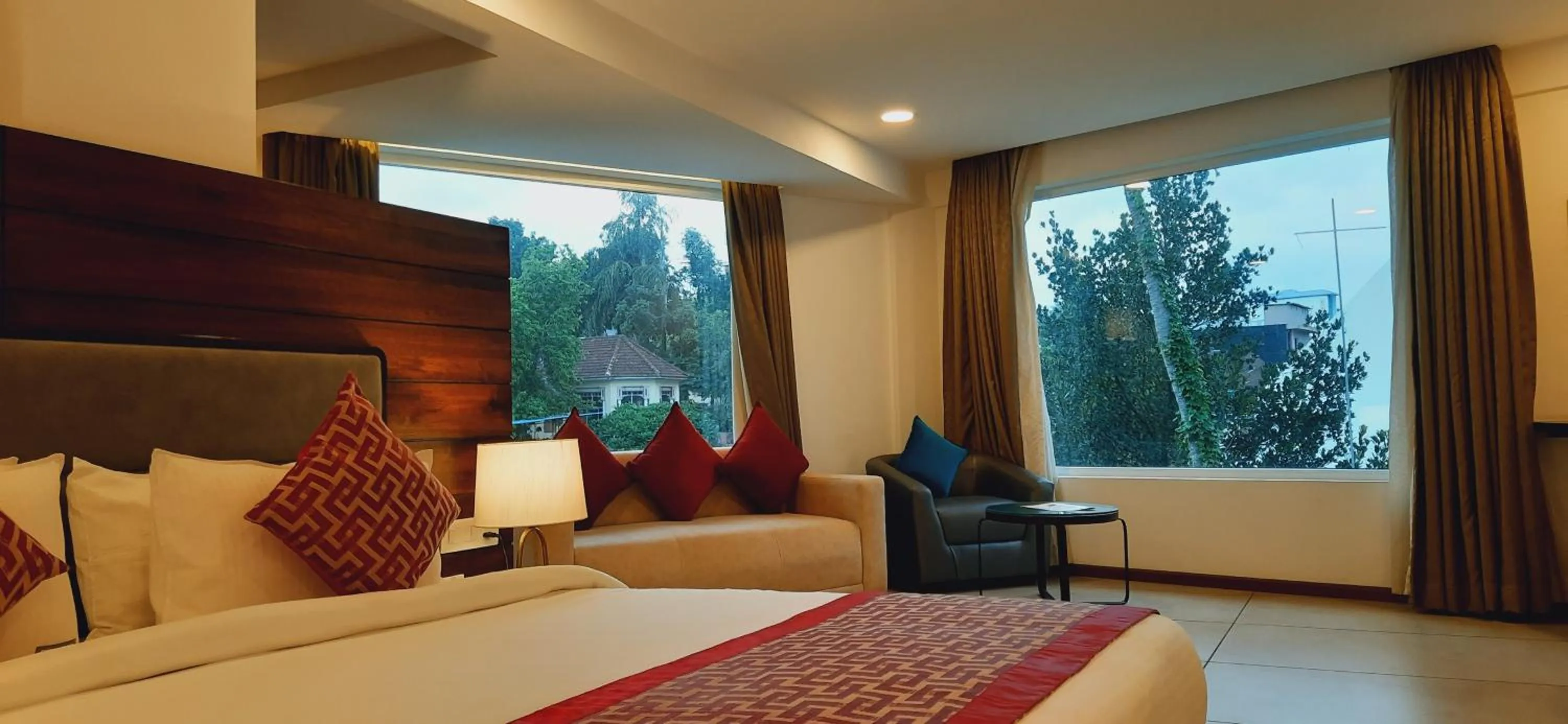 Bed in The Terrace by Ladder Mgd by Citrine