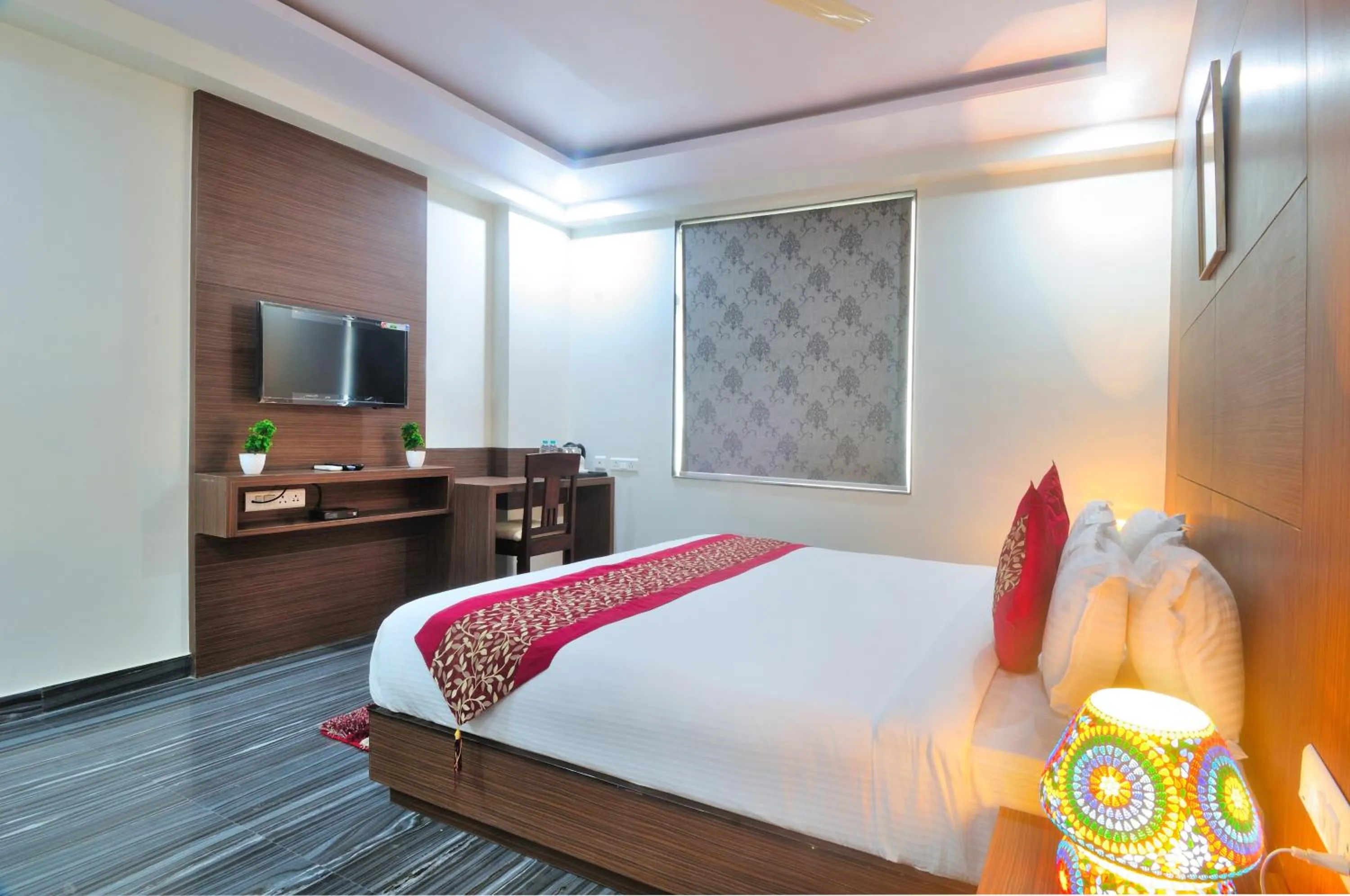 Bedroom, Bed in Trimrooms Mount Blue