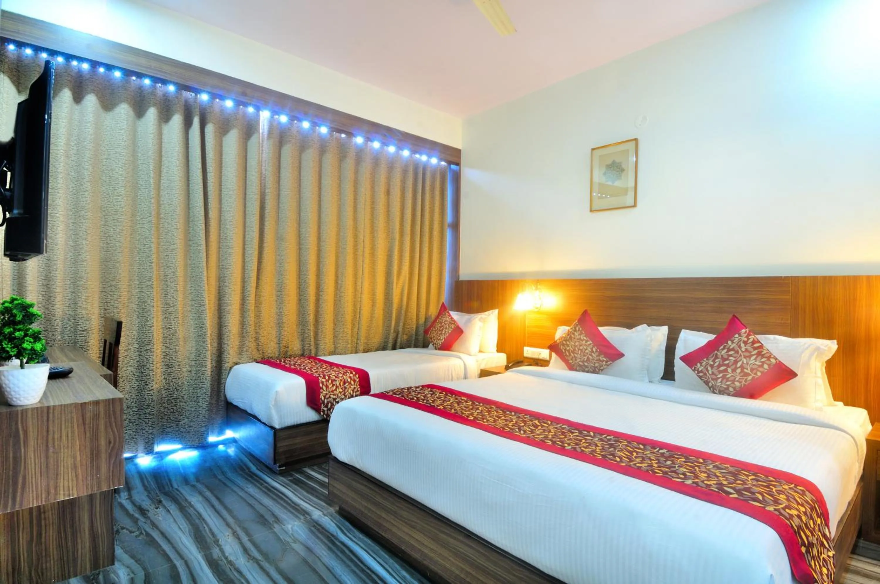 Bedroom, Bed in Trimrooms Mount Blue