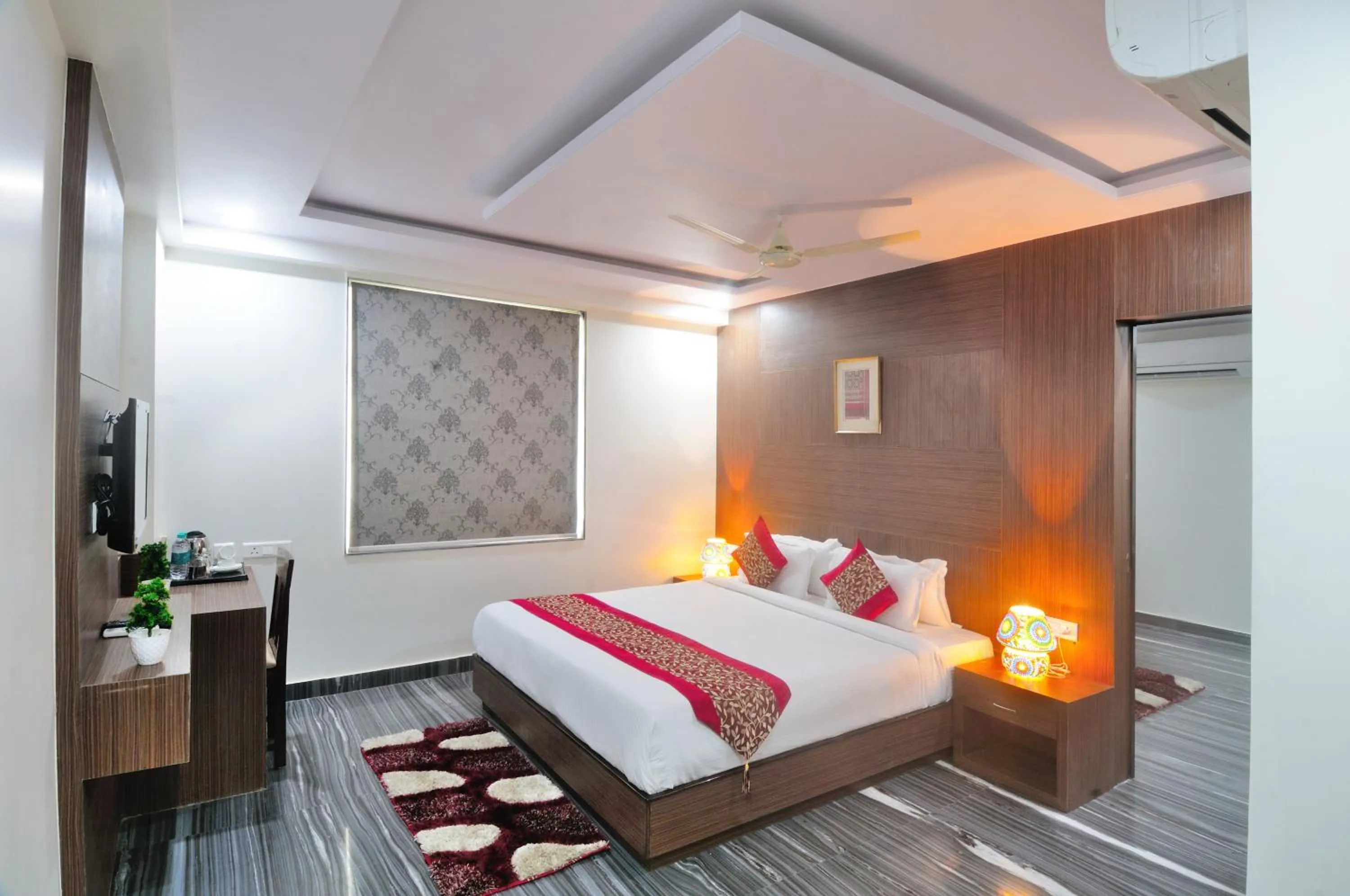 Bedroom, Bed in Trimrooms Mount Blue