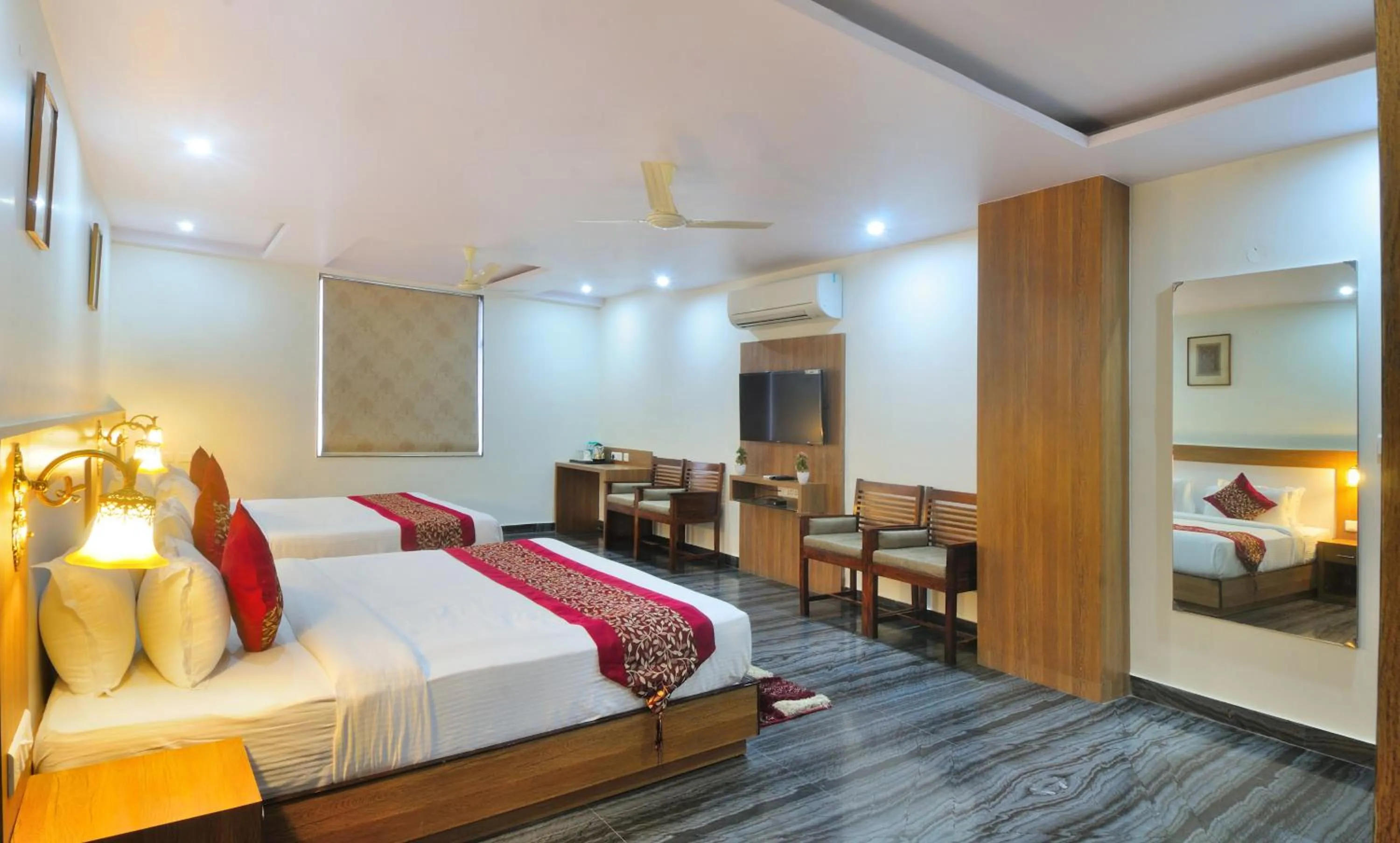 Photo of the whole room, Bed in Trimrooms Mount Blue