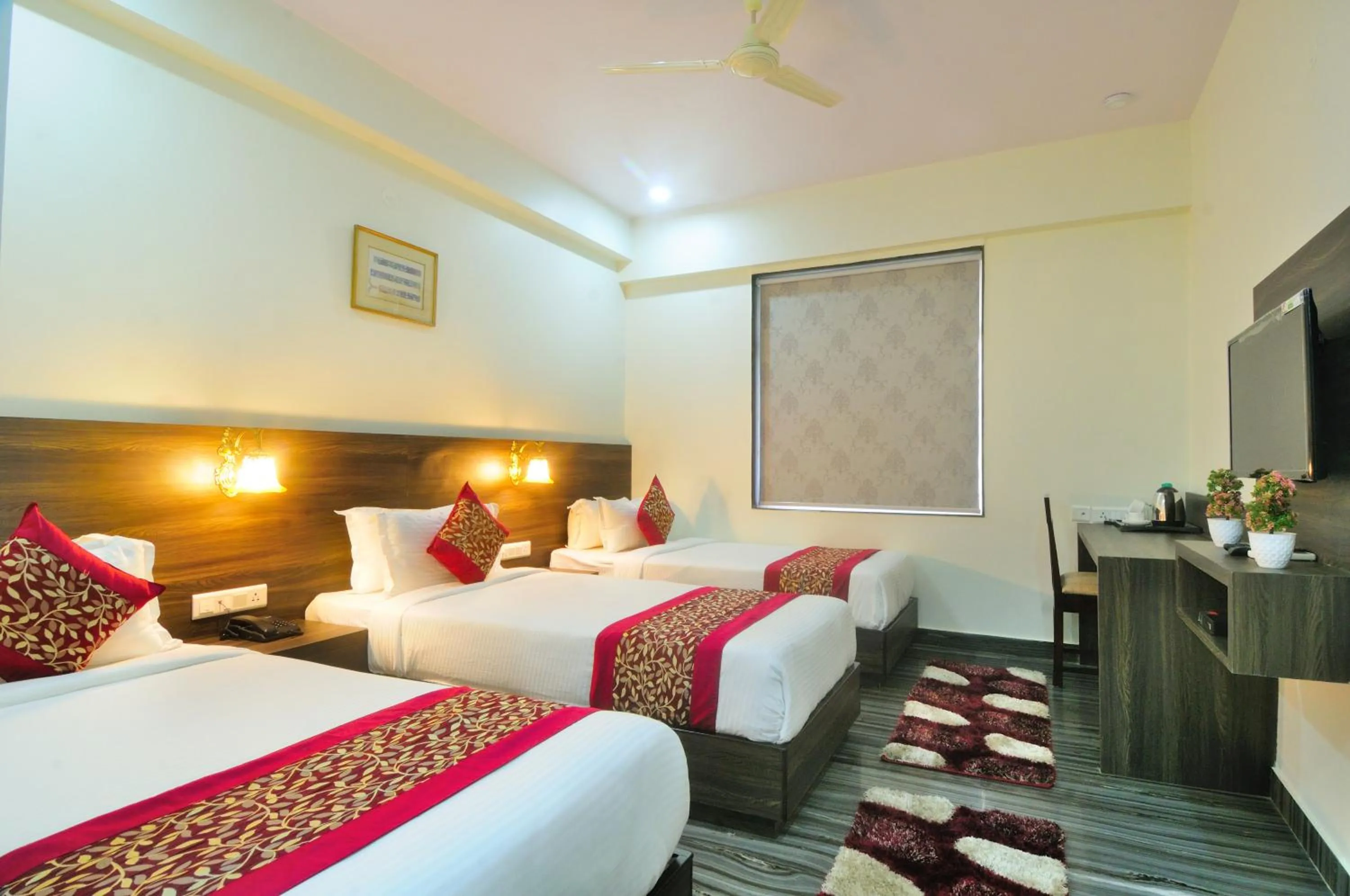 Bedroom, Bed in Trimrooms Mount Blue