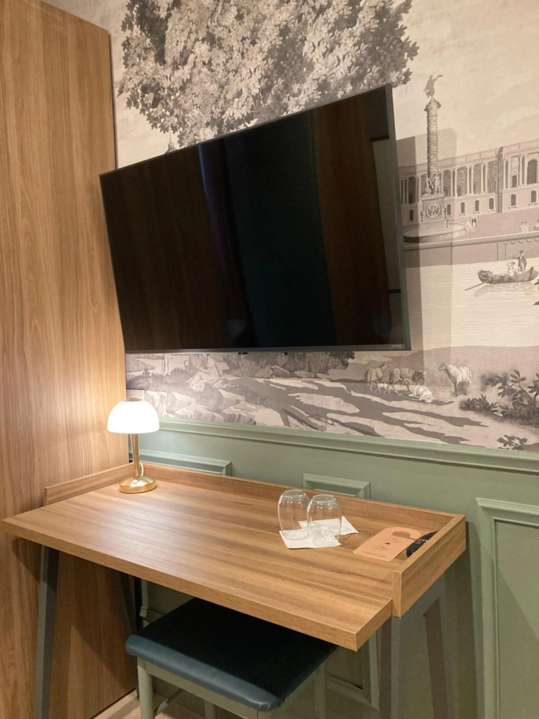 Seating area in Hotel De La Paix