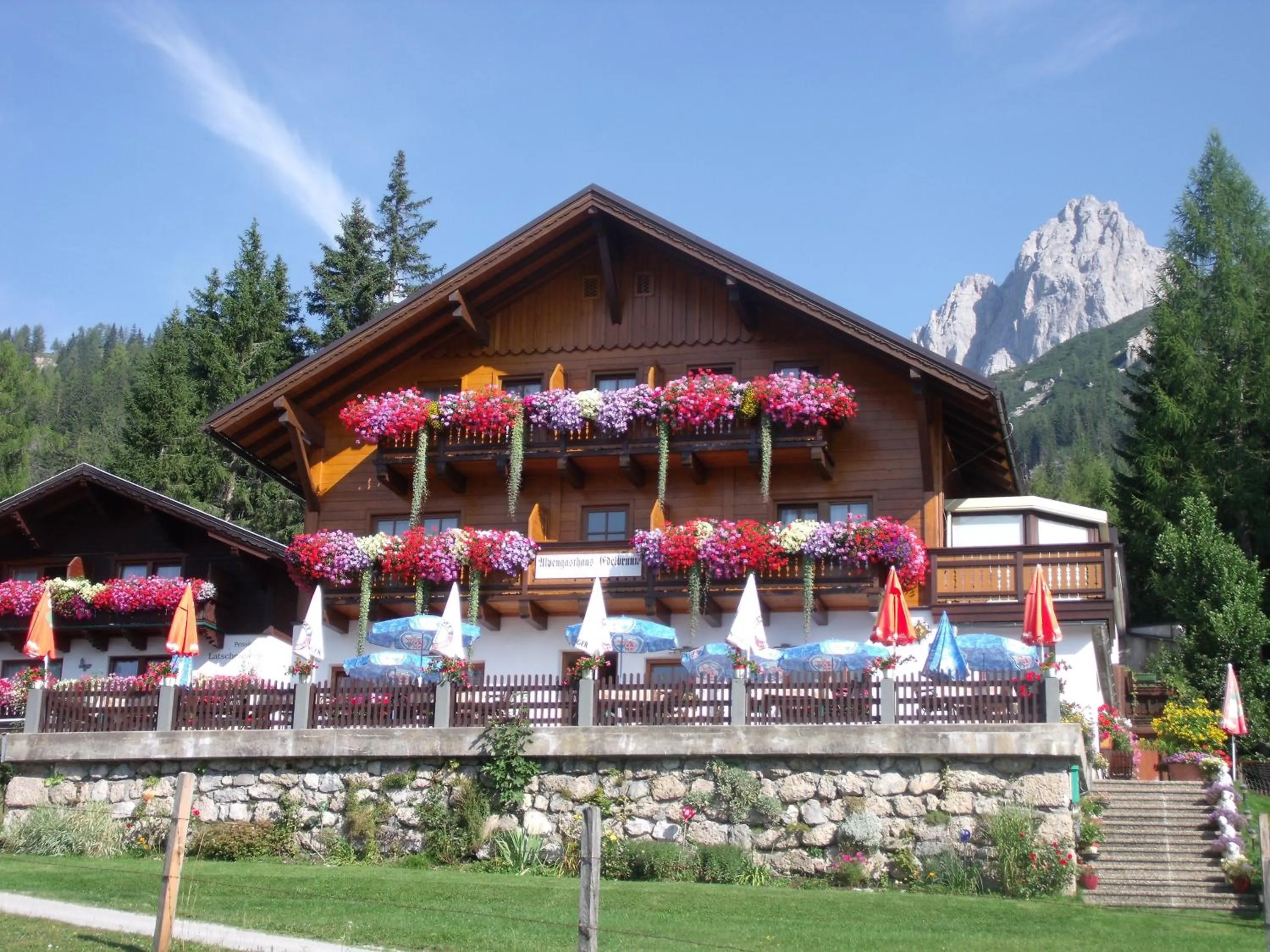 Property building in Gasthof Edelbrunn