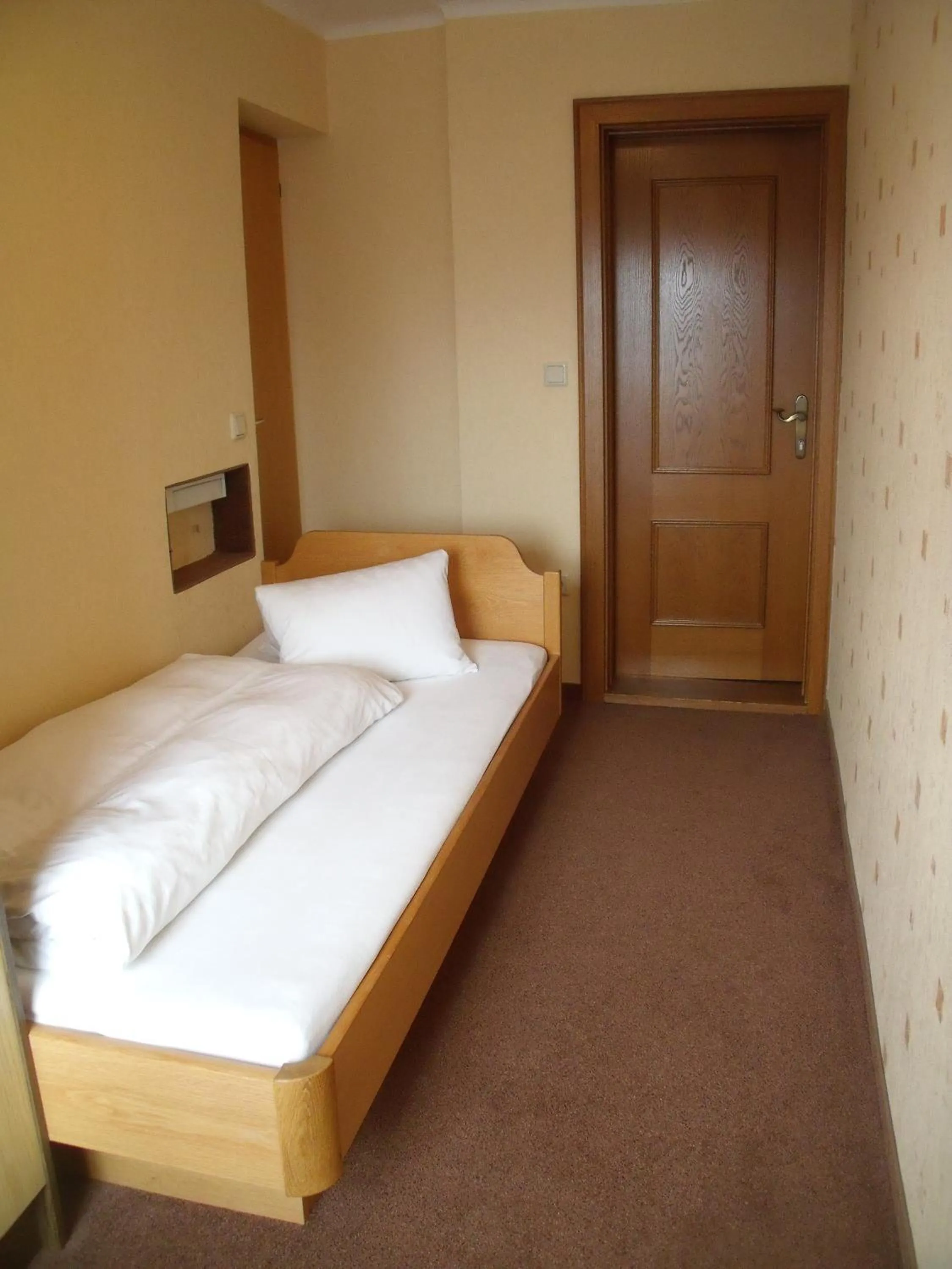 Bedroom, Bed in Gasthof Edelbrunn