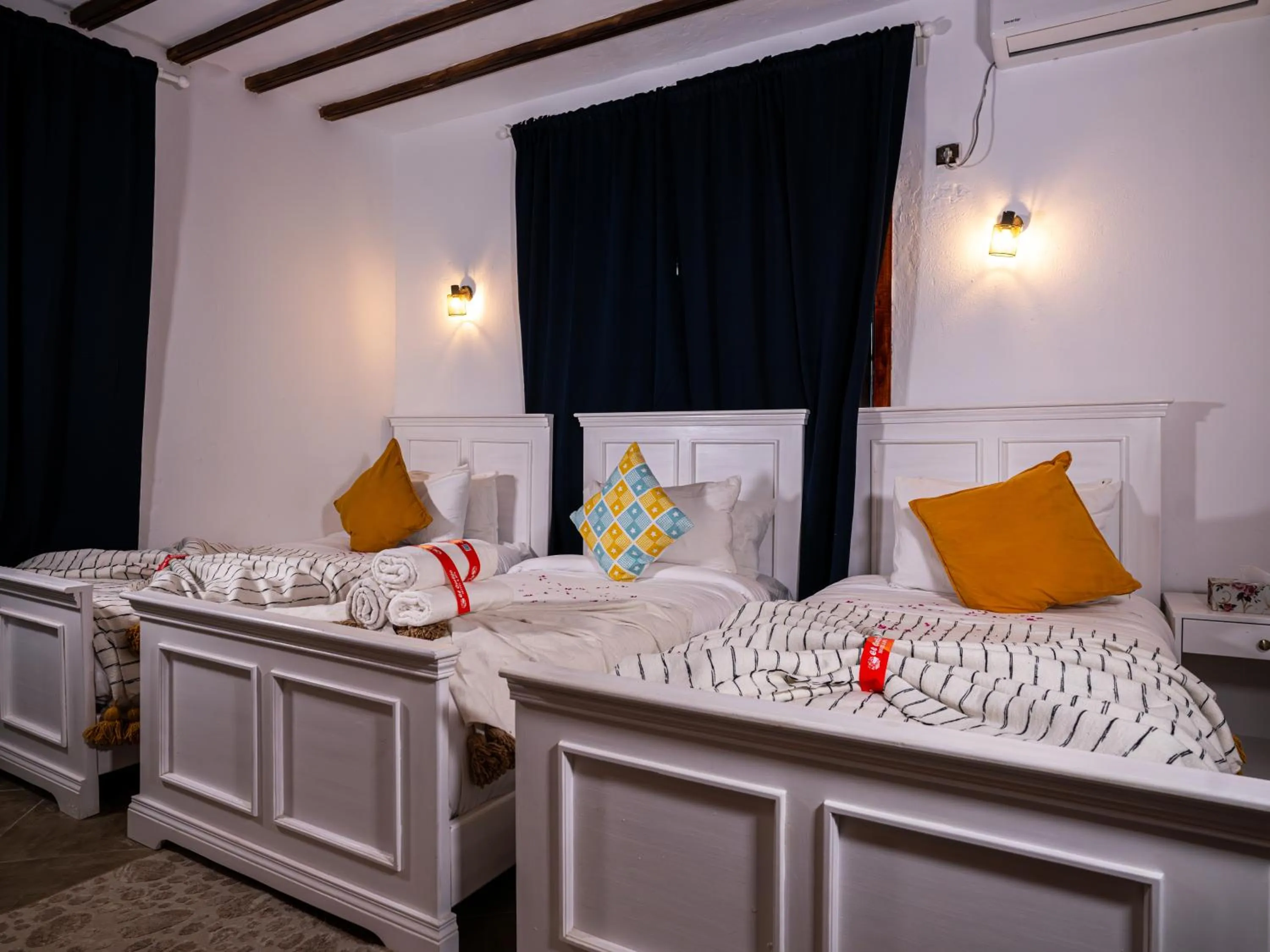 Bed in Resort Hotel El Cortijo & Spa