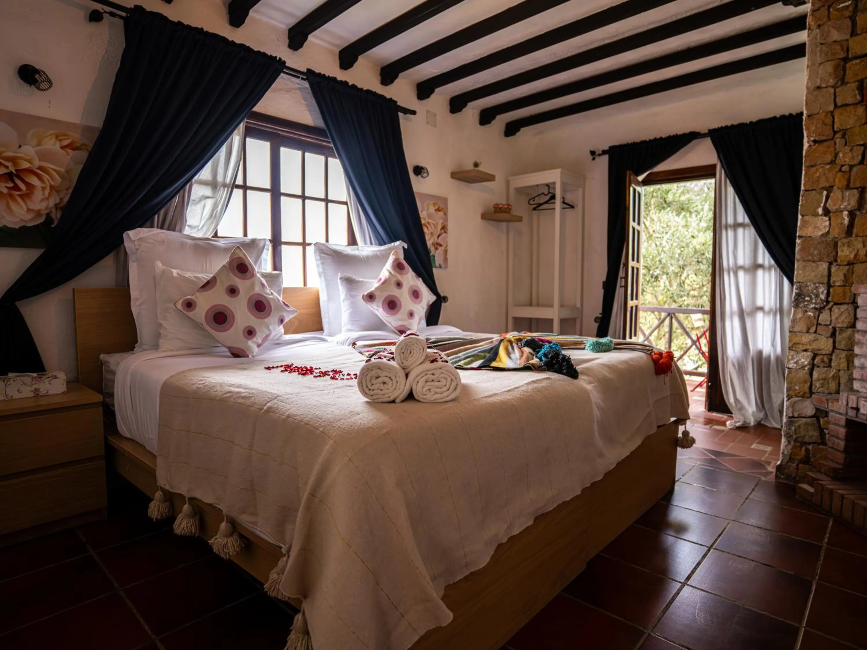 Bed in Resort Hotel El Cortijo & Spa