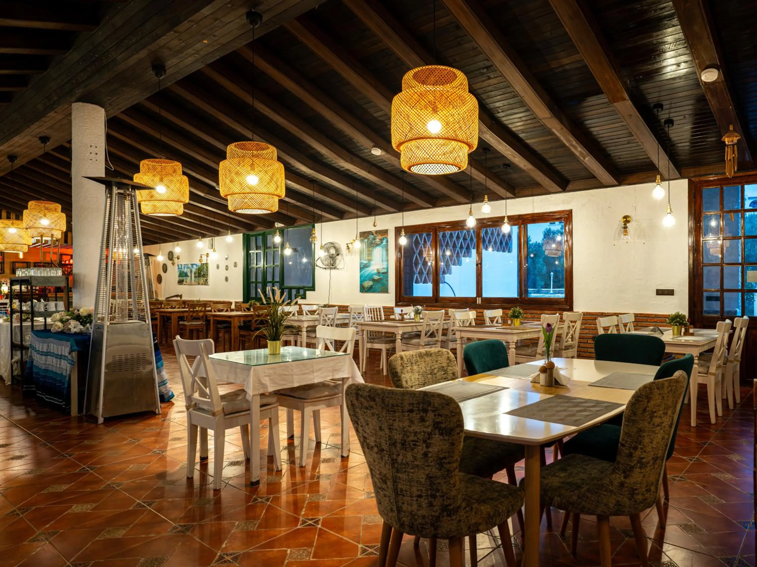 Restaurant/places to eat in Resort Hotel El Cortijo & Spa