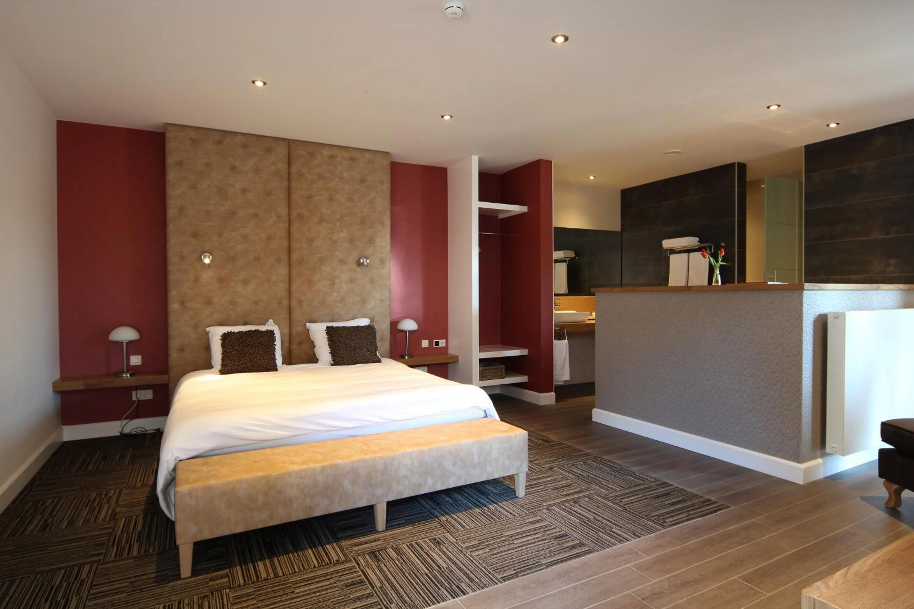 Photo of the whole room, Bed in B&B 4 Seasons