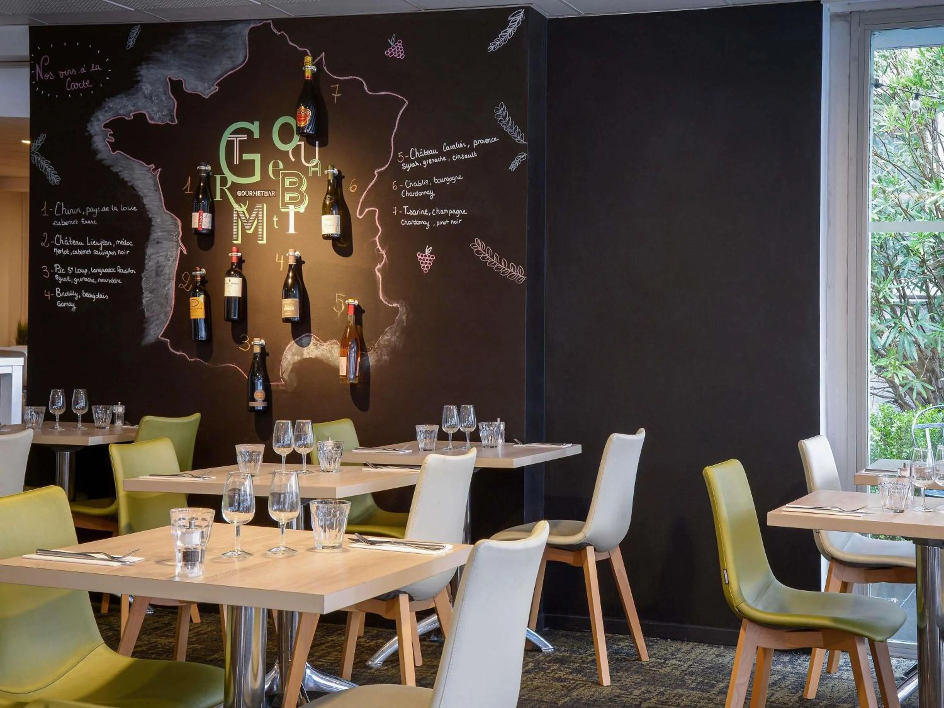 Restaurant/places to eat in Novotel Toulouse Purpan Aéroport