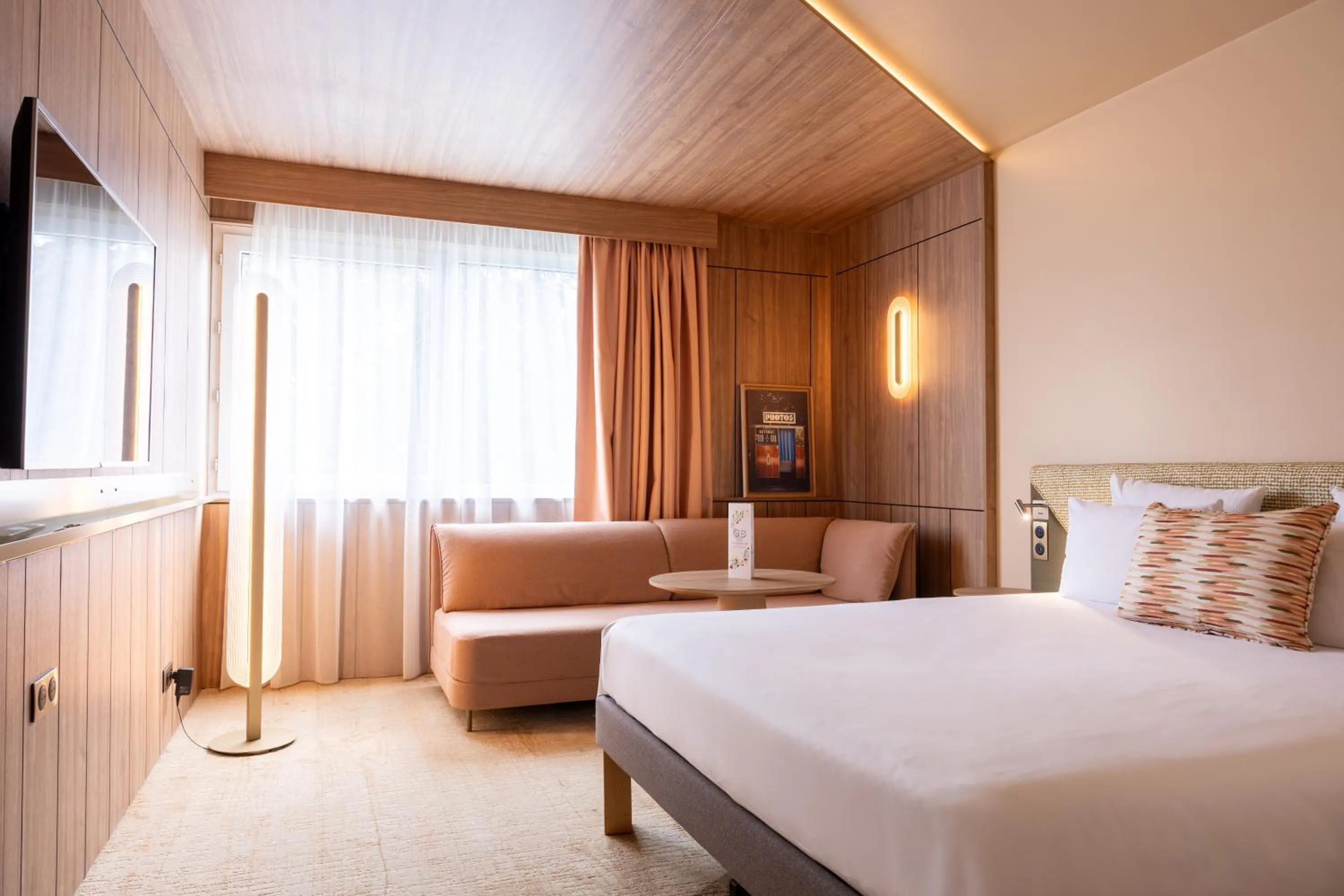 Bedroom, Bed in Novotel Toulouse Purpan Aéroport