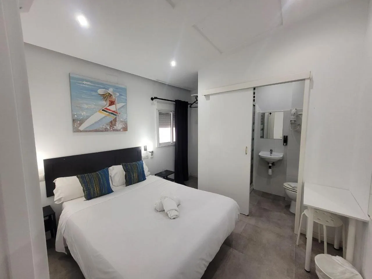 Bed in AYZ Frailes - Auto check-in property