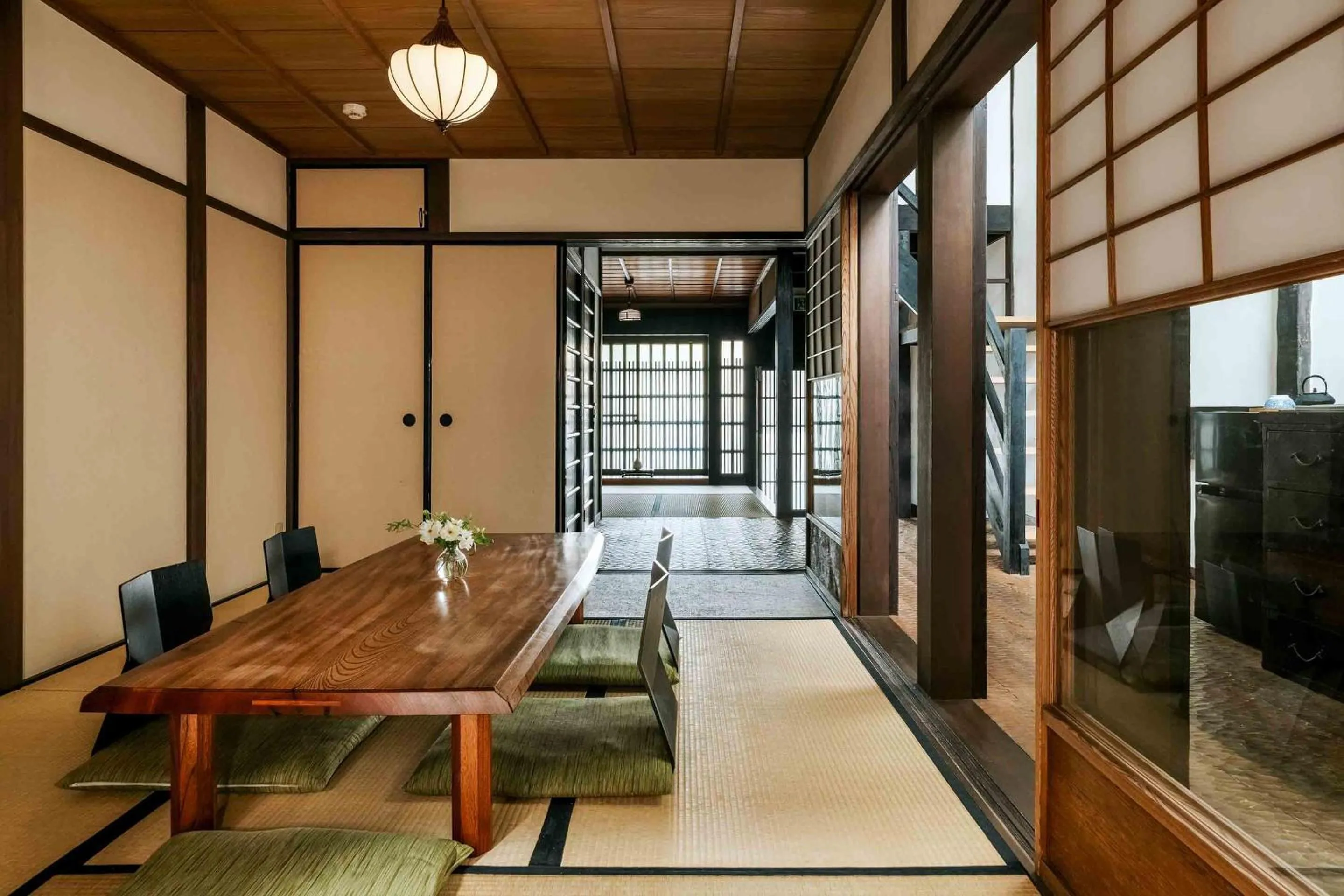 Living room in Hatoba an Machiya House