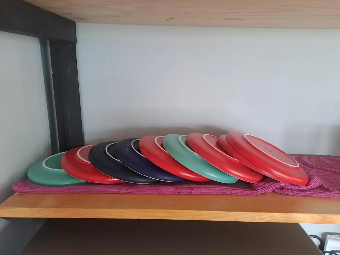 Communal lounge/ TV room, Bed in Hotel Casa Verde