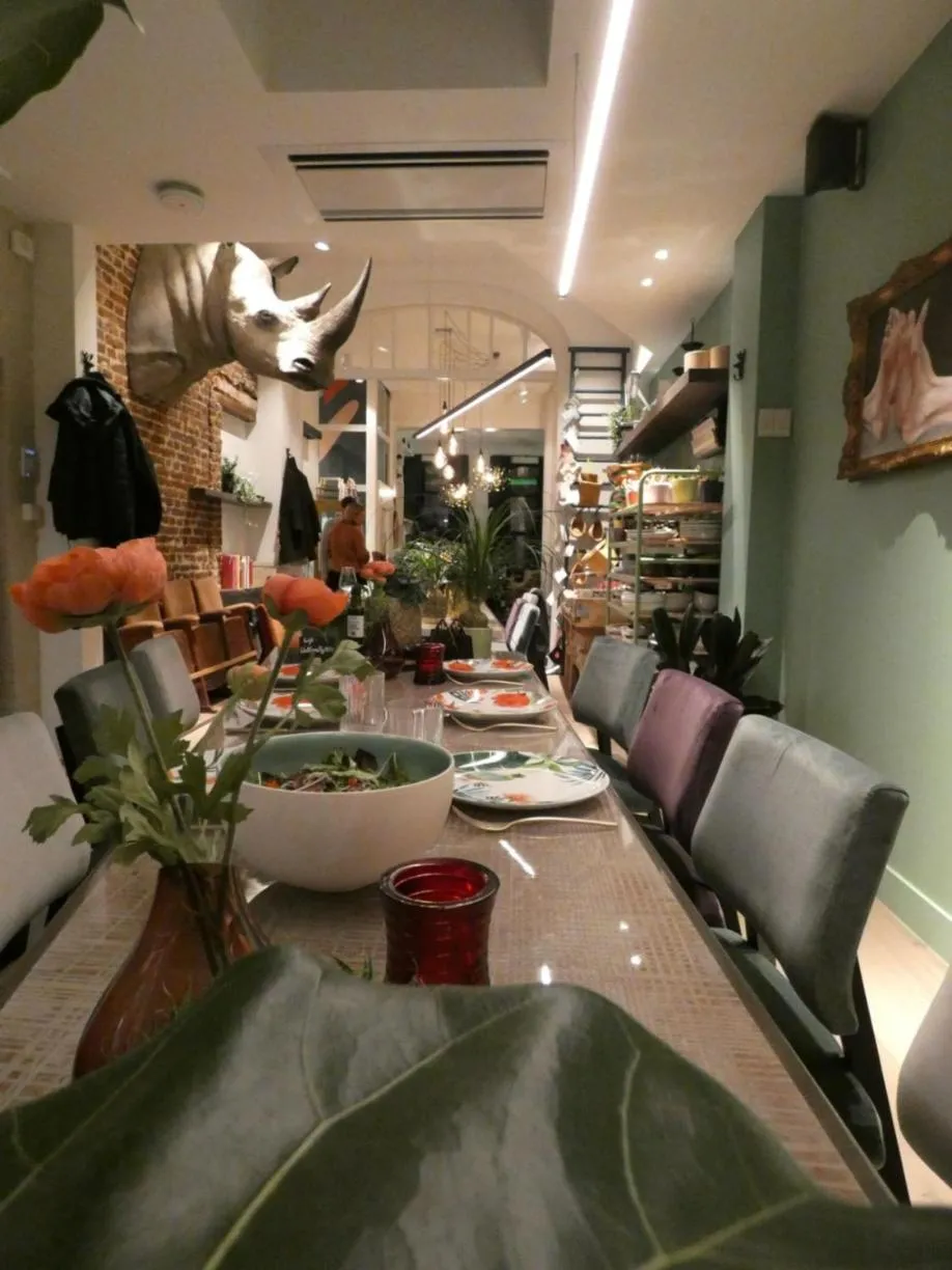 Restaurant/places to eat in BareFoodGIULIA - Inspiration Hotel