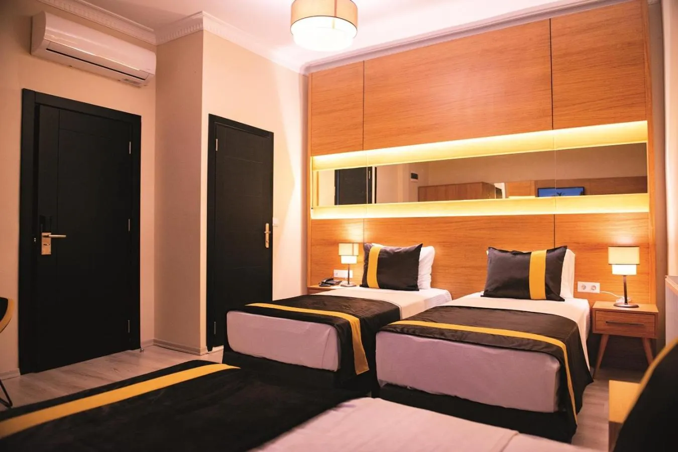 Photo of the whole room in KARAMANS SİRKECİ SUİTES HOTEL