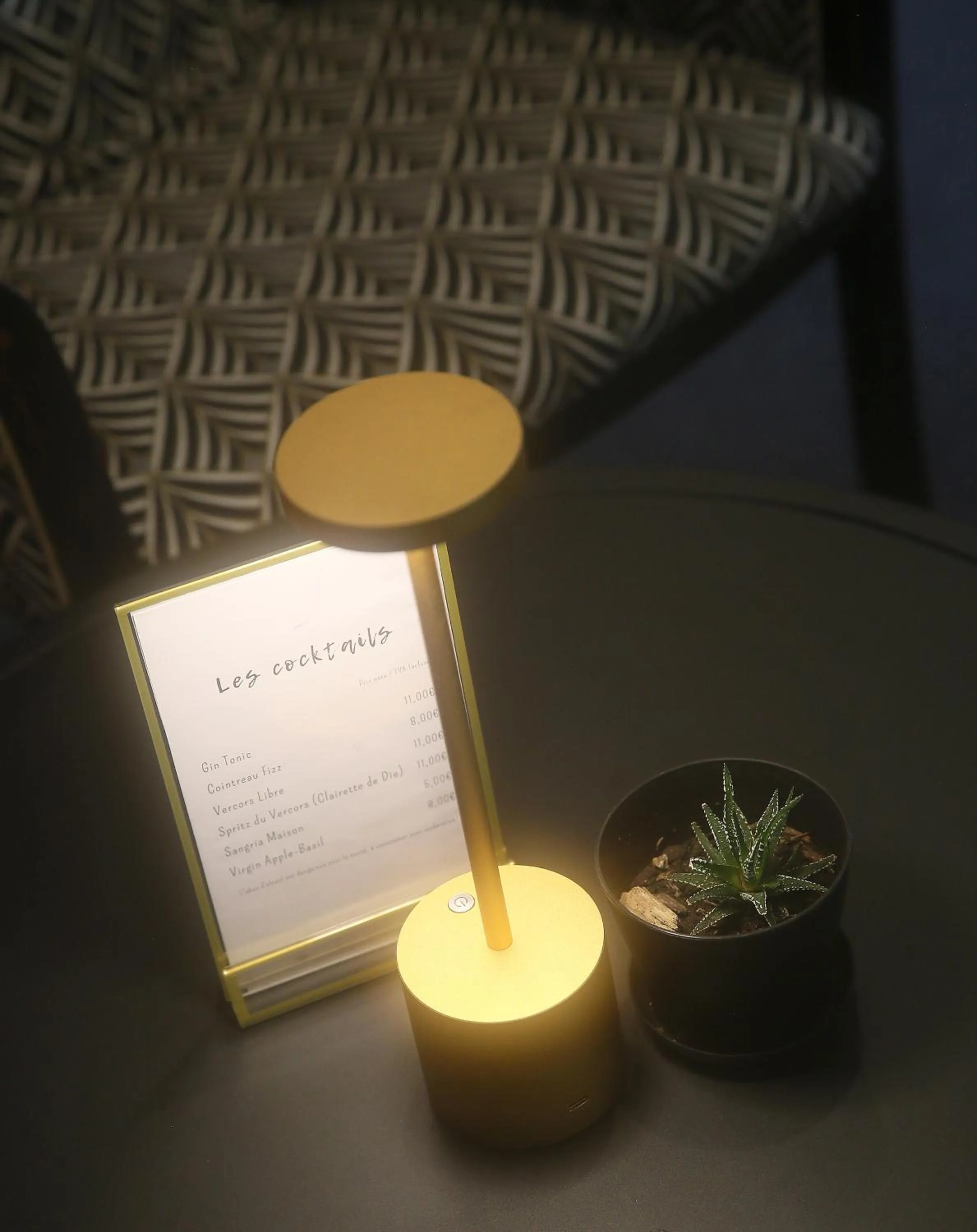 Decorative detail in Hôtel Restaurant La Buffe