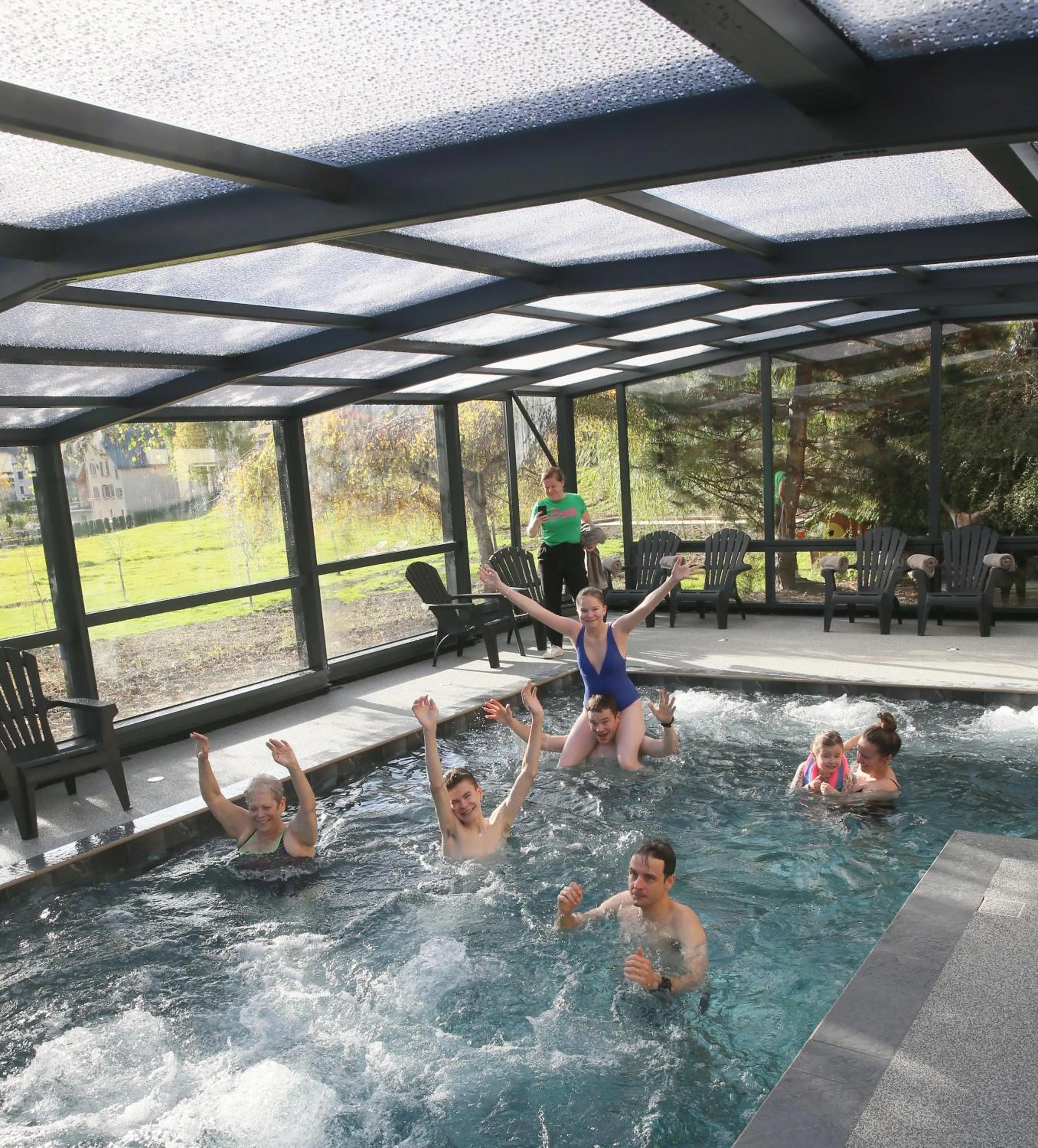Swimming pool in Hôtel Restaurant La Buffe