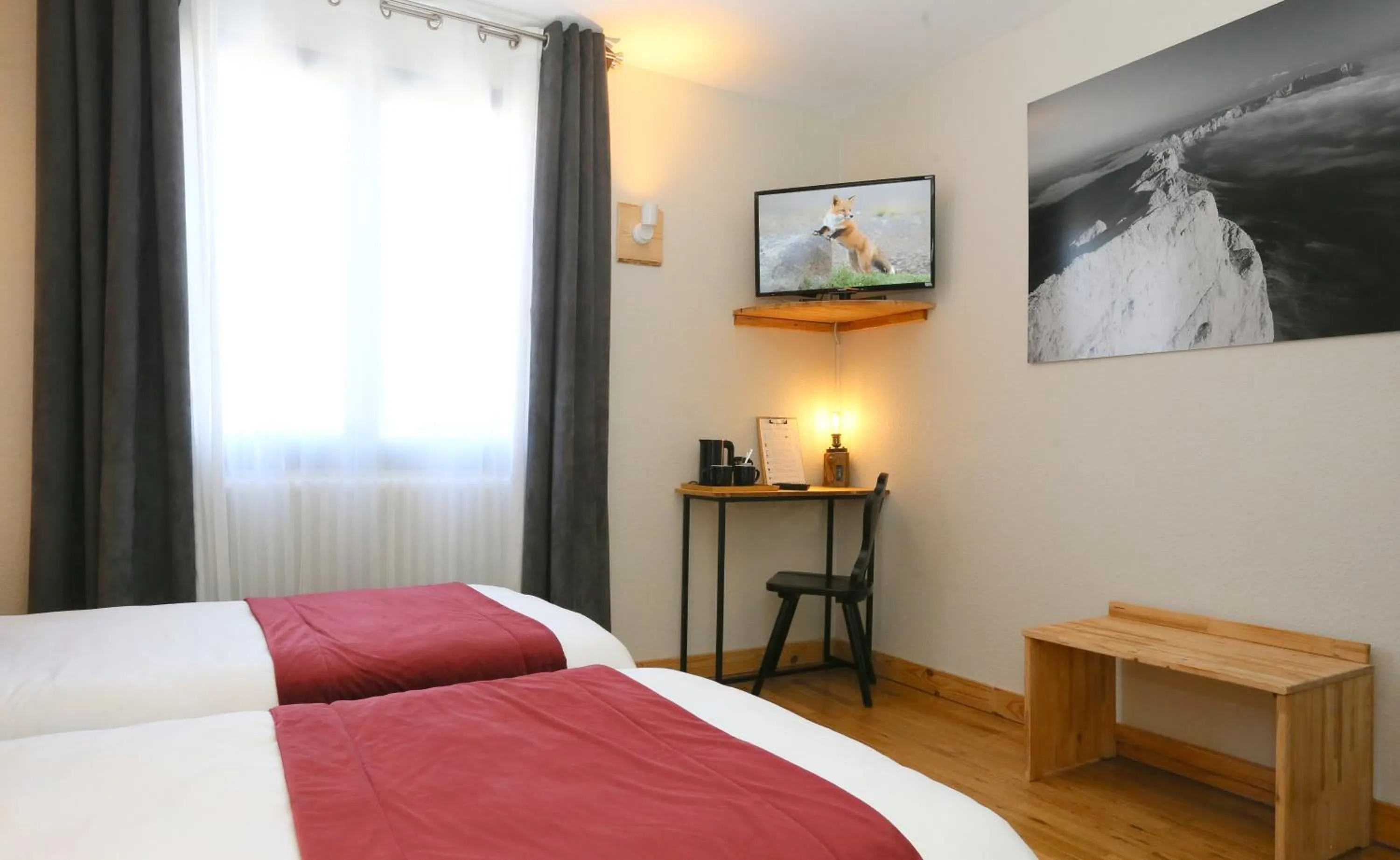 Bed in Hôtel Restaurant La Buffe