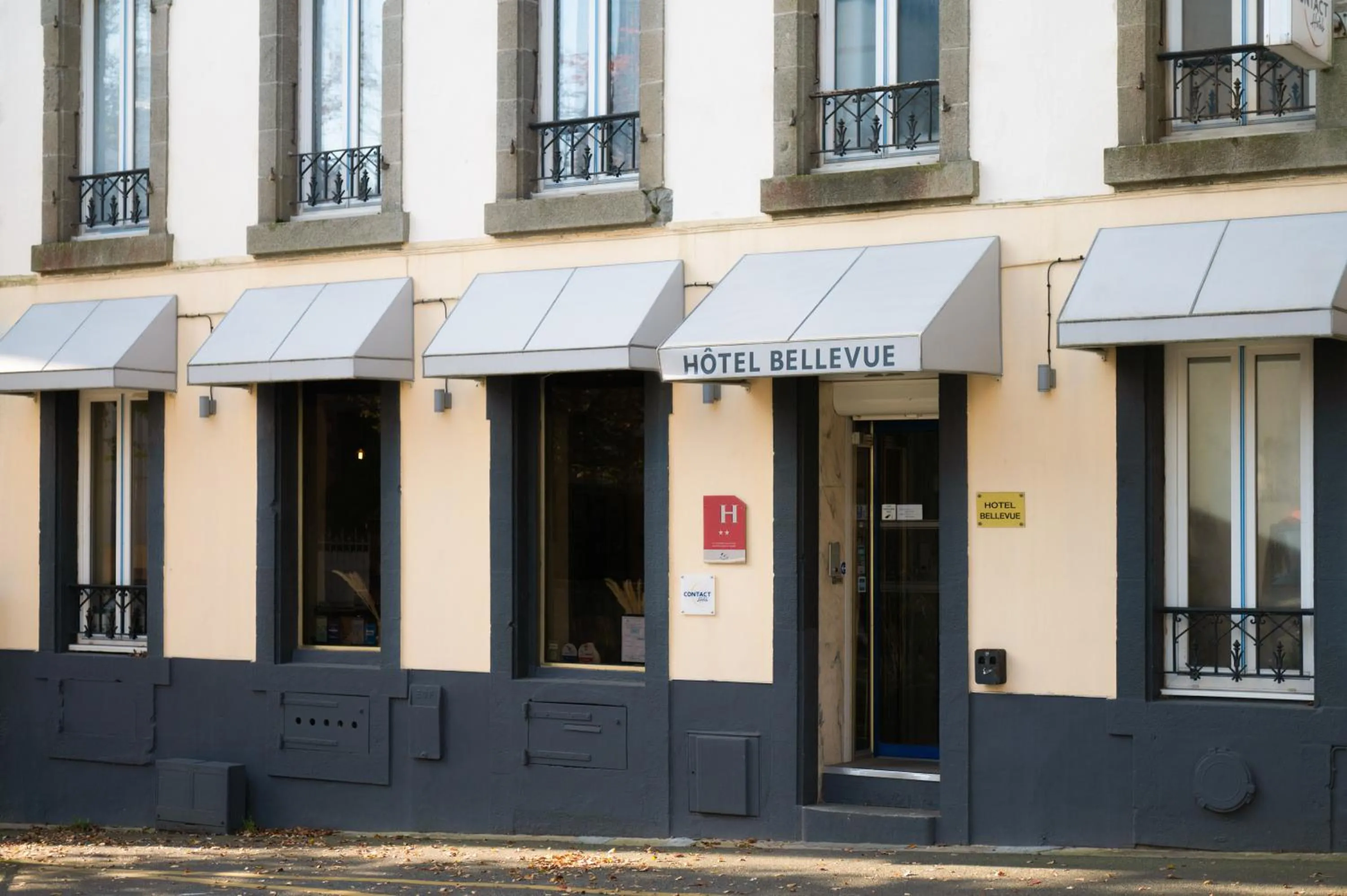 Property building in Hôtel Bellevue