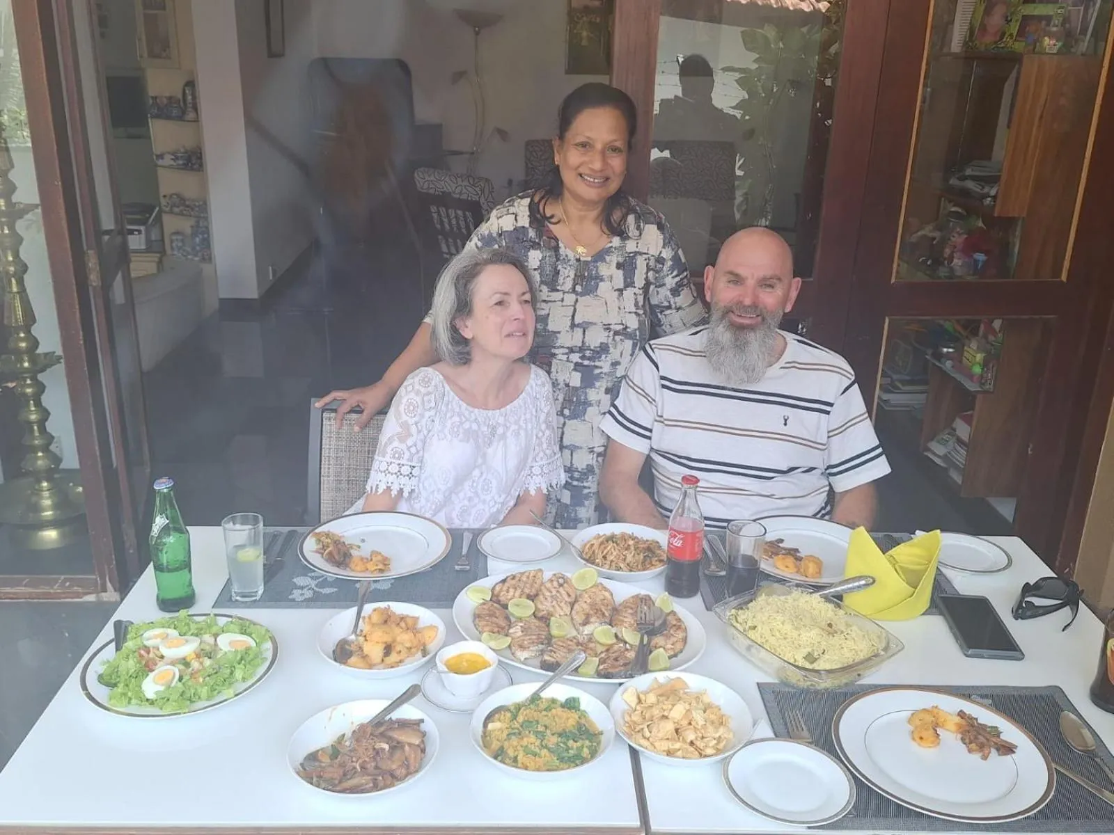 Restaurant/places to eat in Suriya Arana