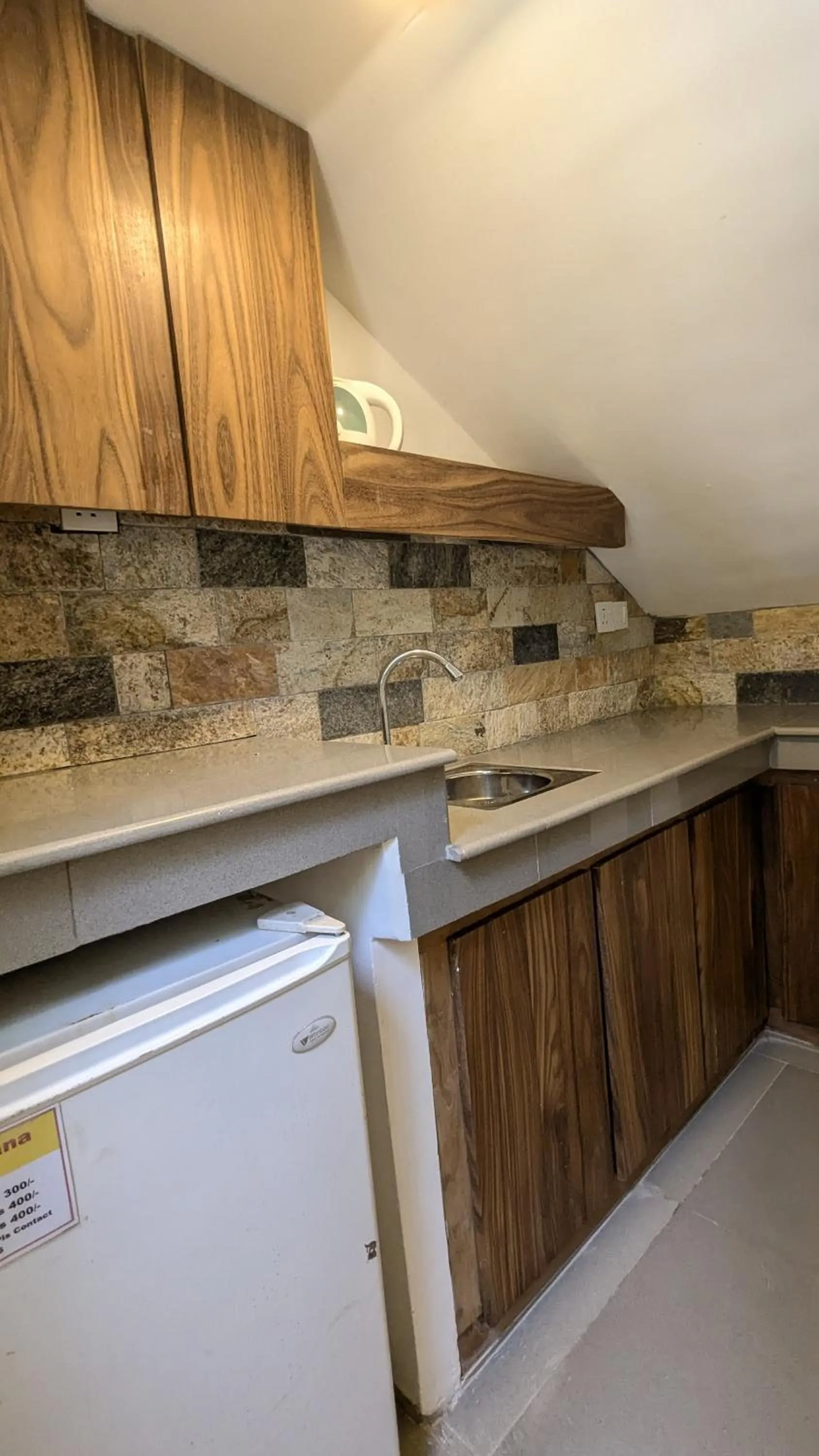 Kitchen or kitchenette in Suriya Arana