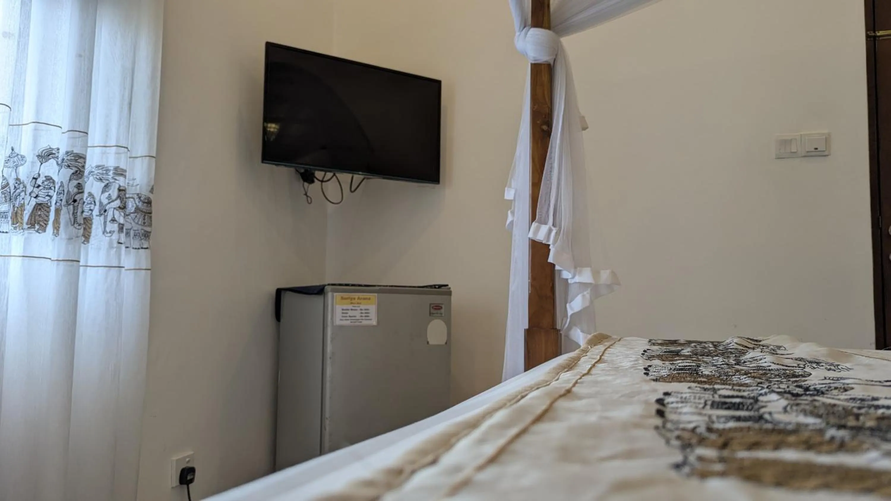 TV and multimedia, Bed in Suriya Arana