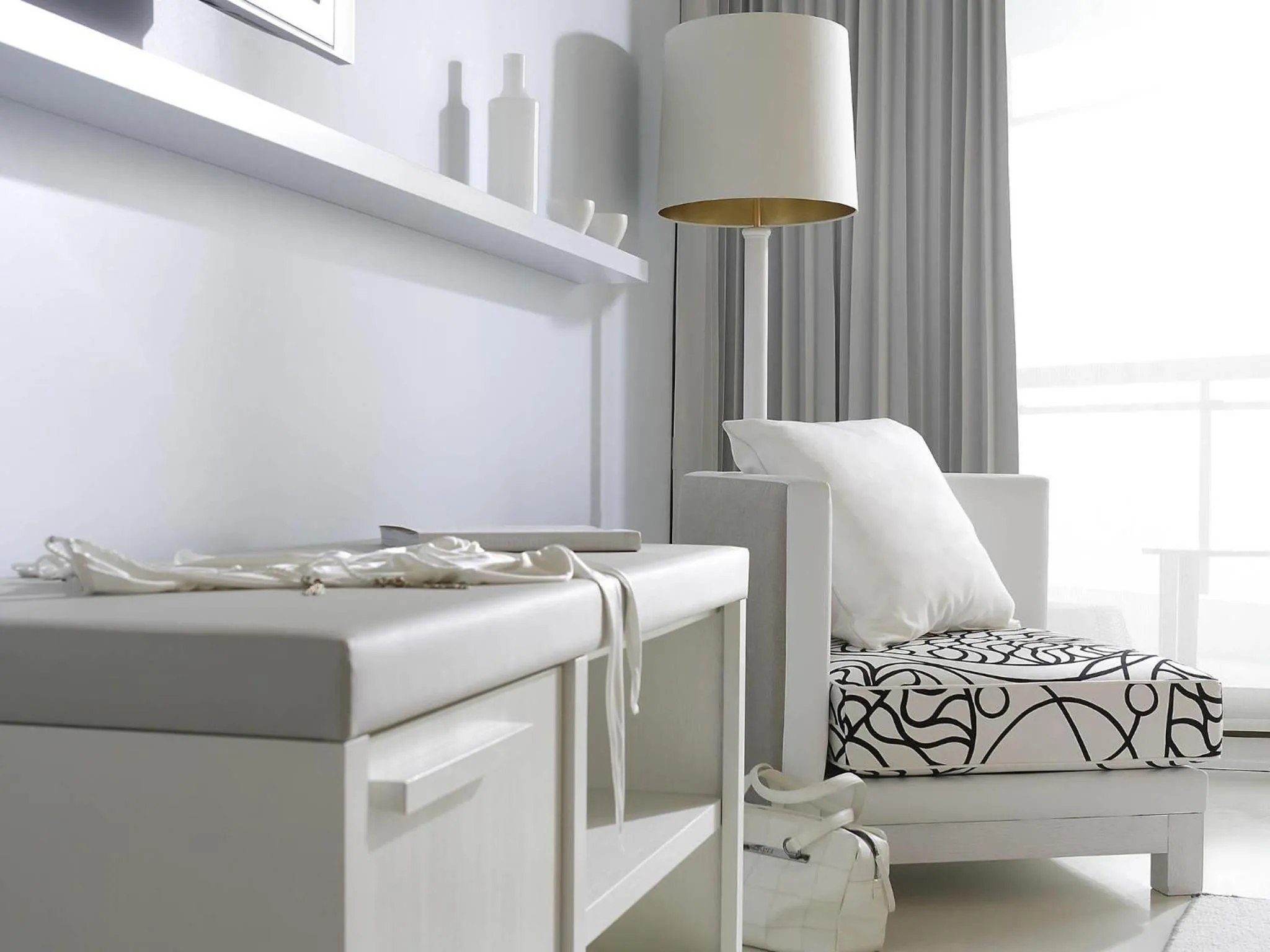 Bedroom in Pullman Cannes Mandelieu